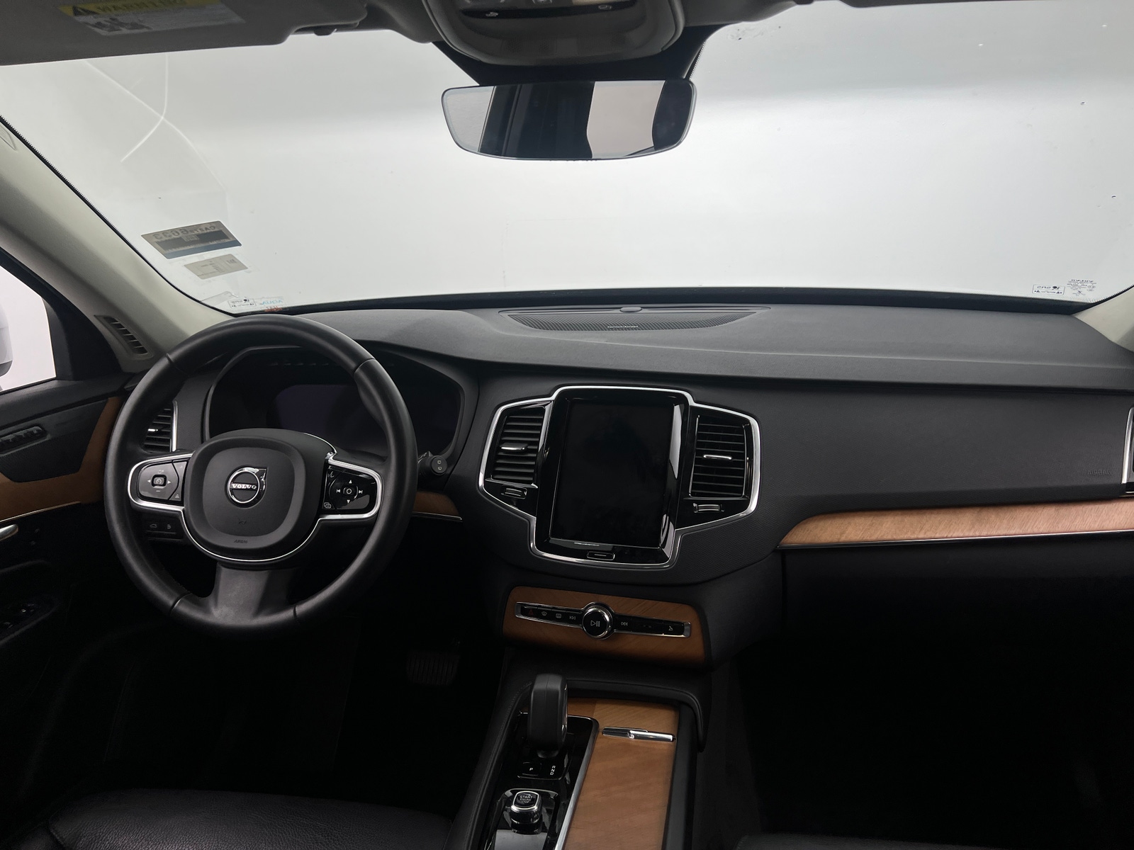 Thumbnail: 2023 Volvo XC90 - 2