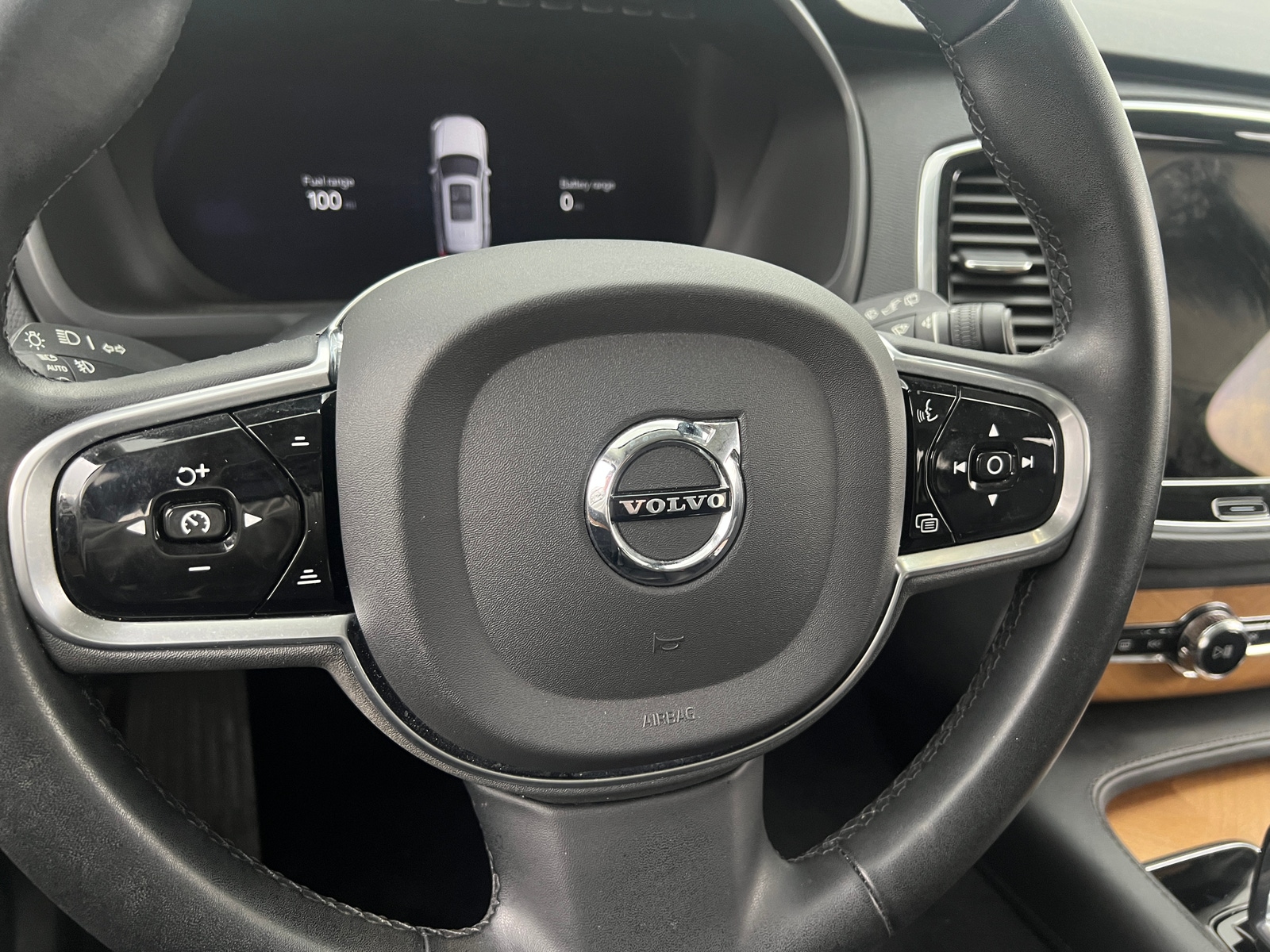 Thumbnail: 2023 Volvo XC90 - 4