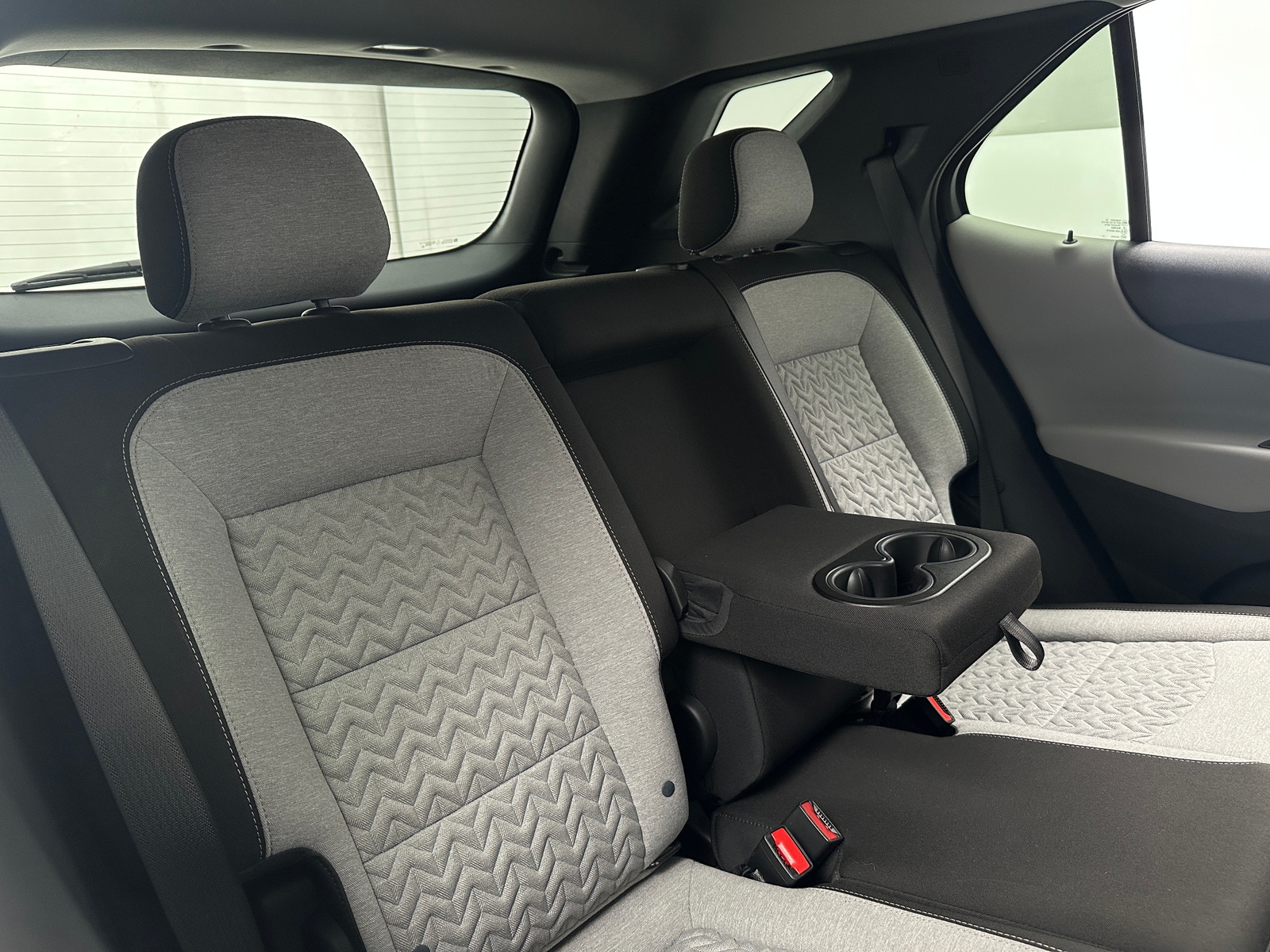 Thumbnail: 2023 Chevrolet Equinox - 6