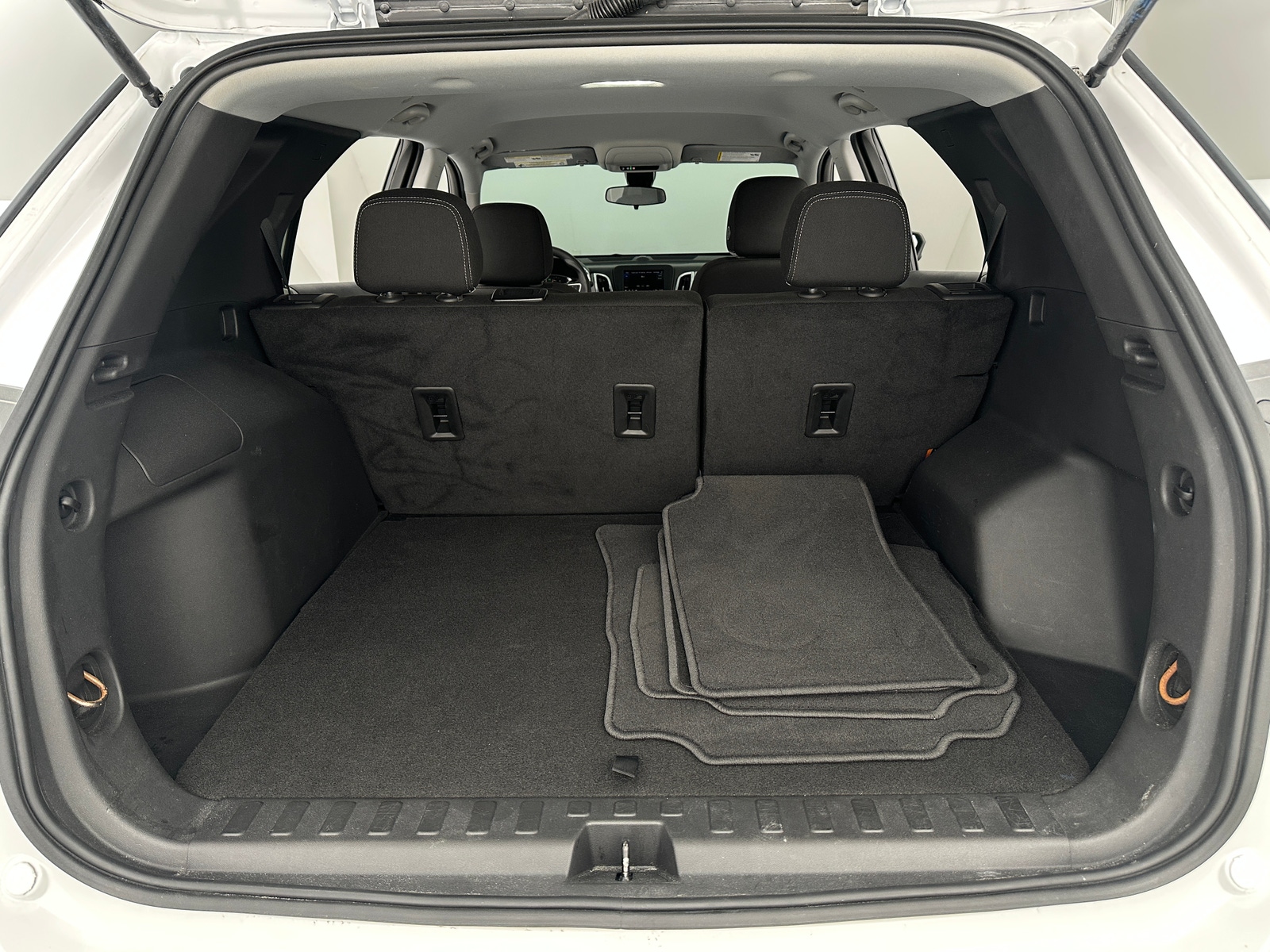 Thumbnail: 2023 Chevrolet Equinox - 7