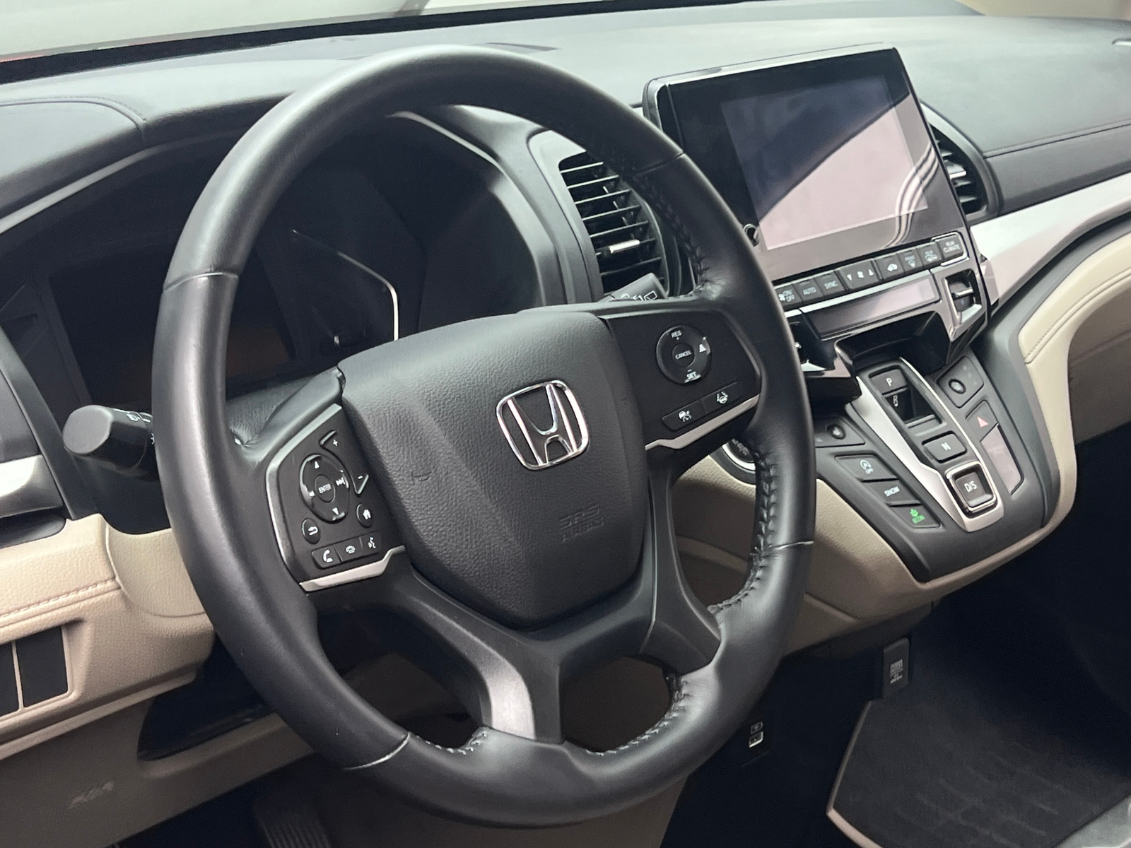 Thumbnail: 2023 Honda Odyssey - 4