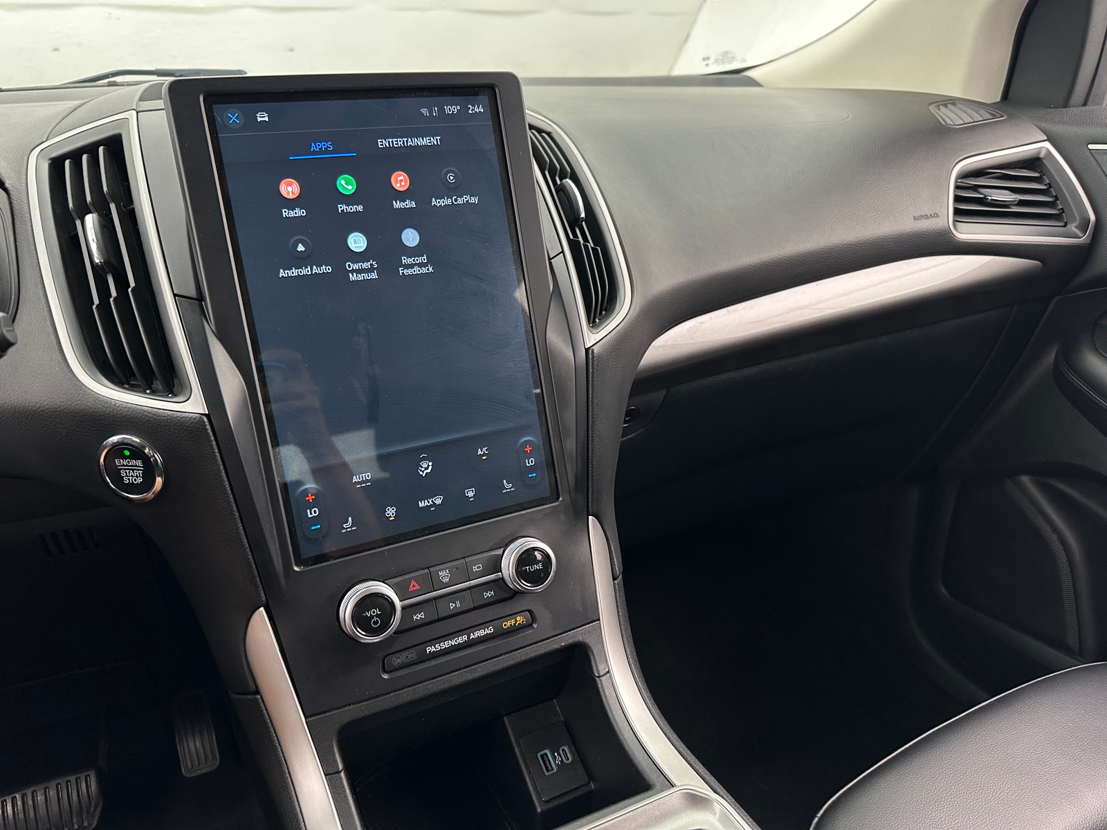 Thumbnail: 2024 Ford Edge - 3
