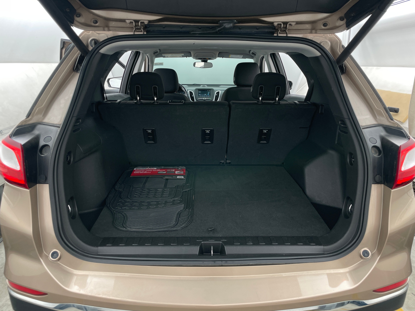 Thumbnail: 2018 Chevrolet Equinox - 7