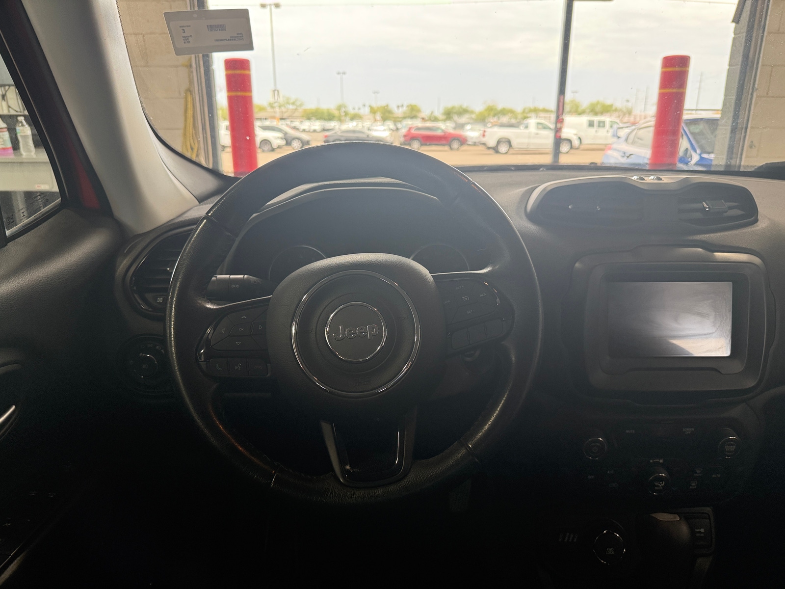 Thumbnail: 2018 Jeep Renegade - 5
