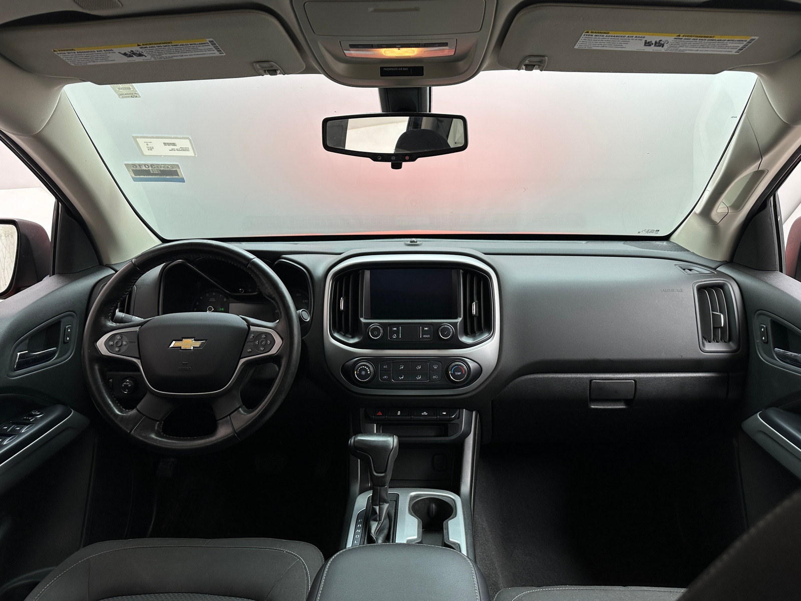 Thumbnail: 2019 Chevrolet Colorado - 3
