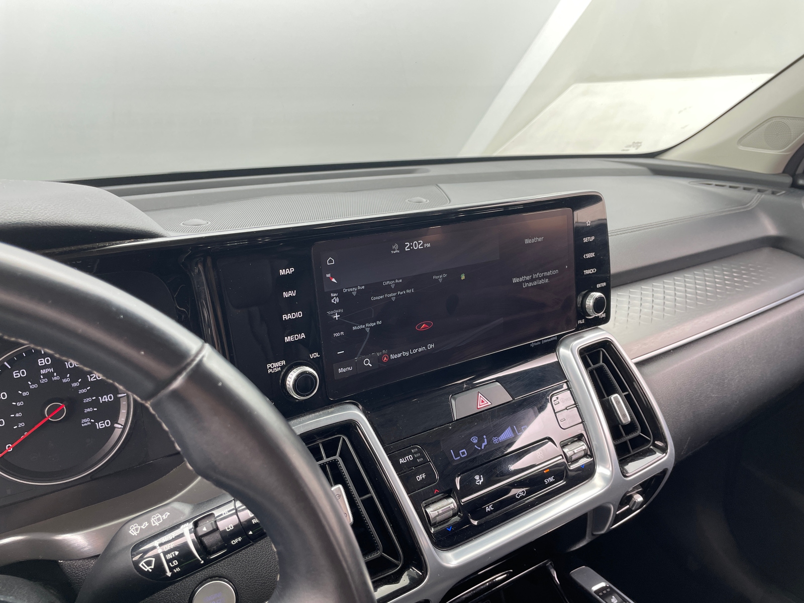 Thumbnail: 2022 Kia Sorento - 3