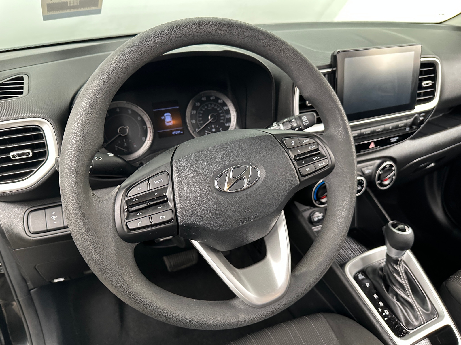Thumbnail: 2021 Hyundai Venue - 5