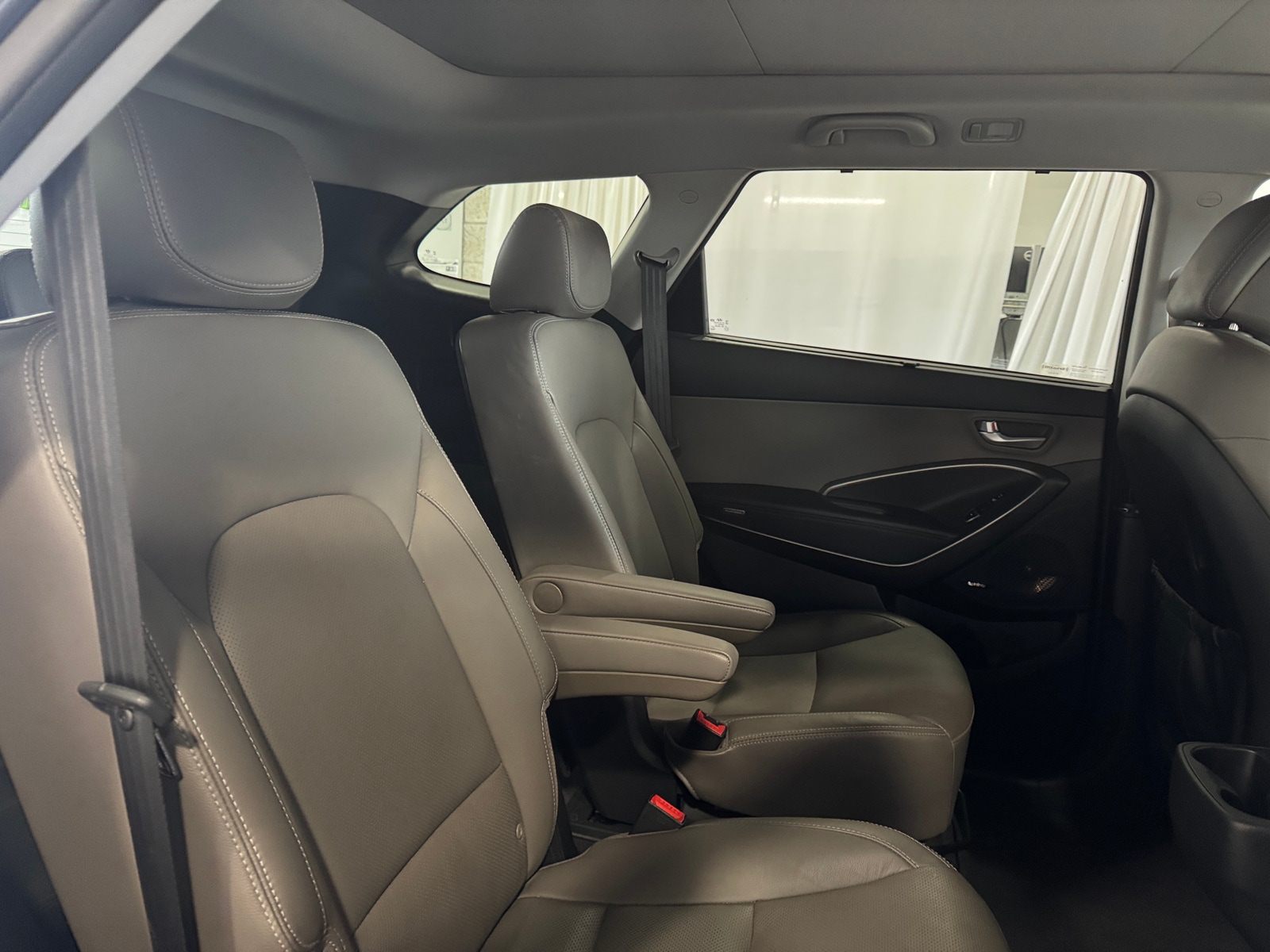 Thumbnail: 2018 Hyundai Santa Fe - 5