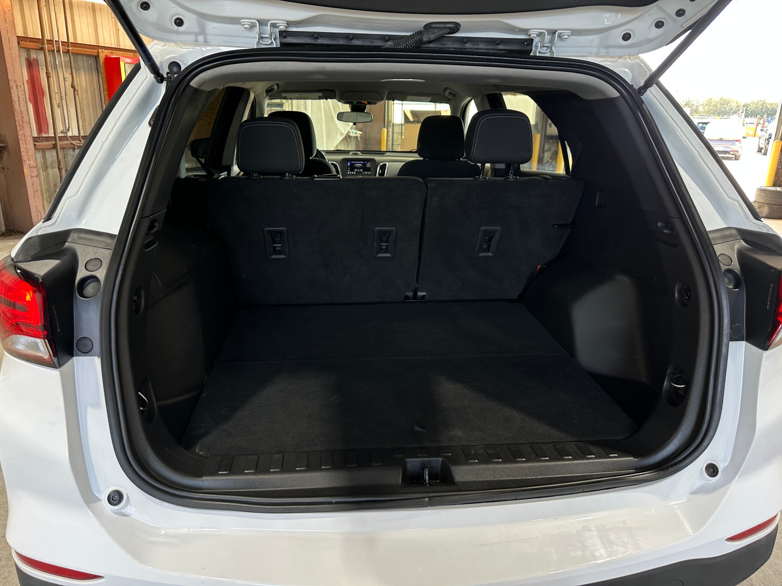 Thumbnail: 2022 Chevrolet Equinox - 7