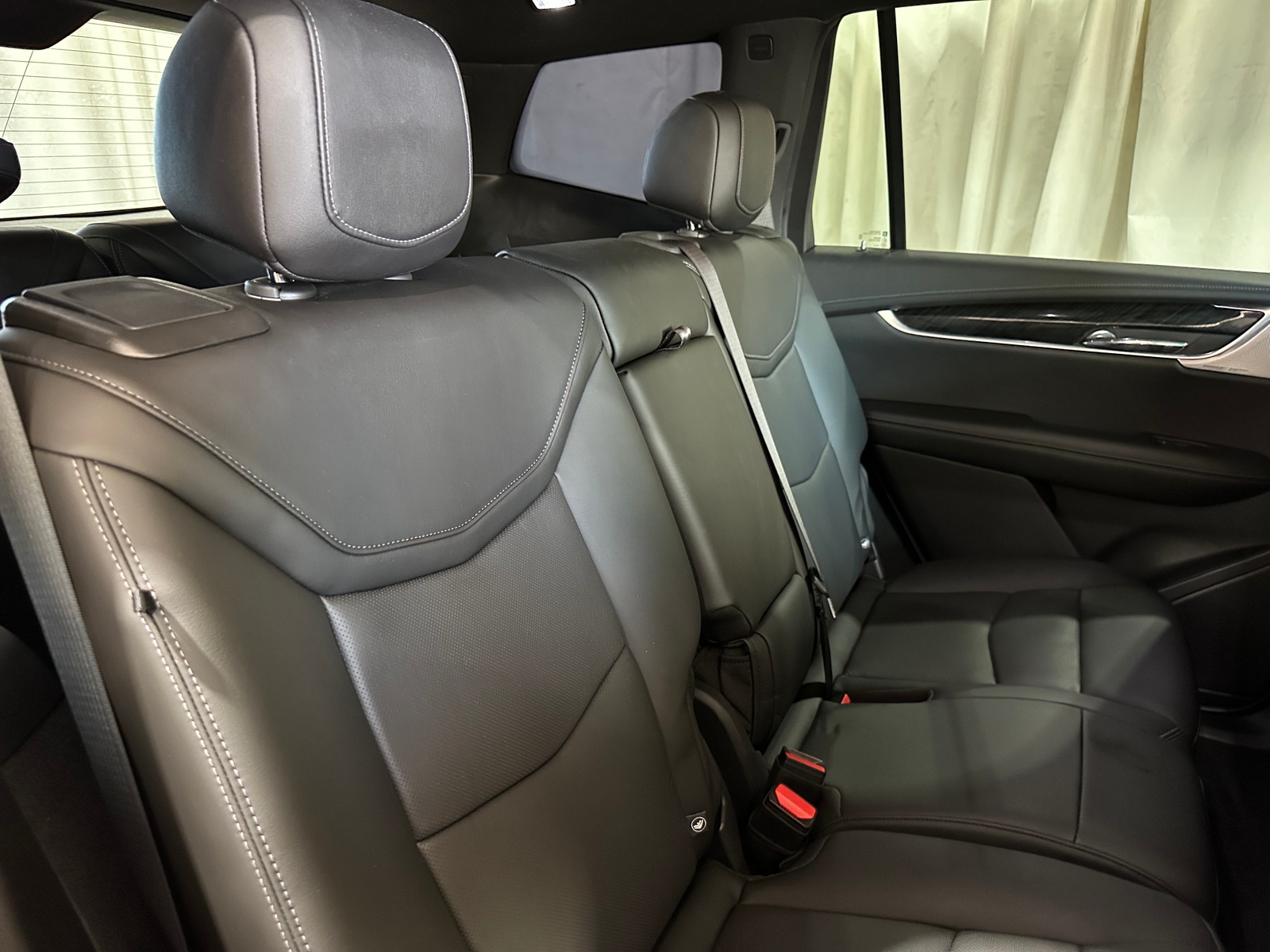 Thumbnail: 2021 Cadillac XT6 - 5