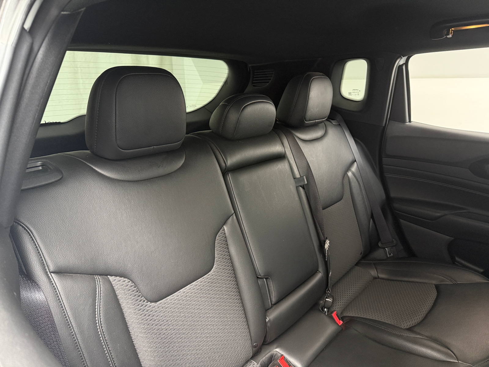 Thumbnail: 2022 Jeep Compass - 6