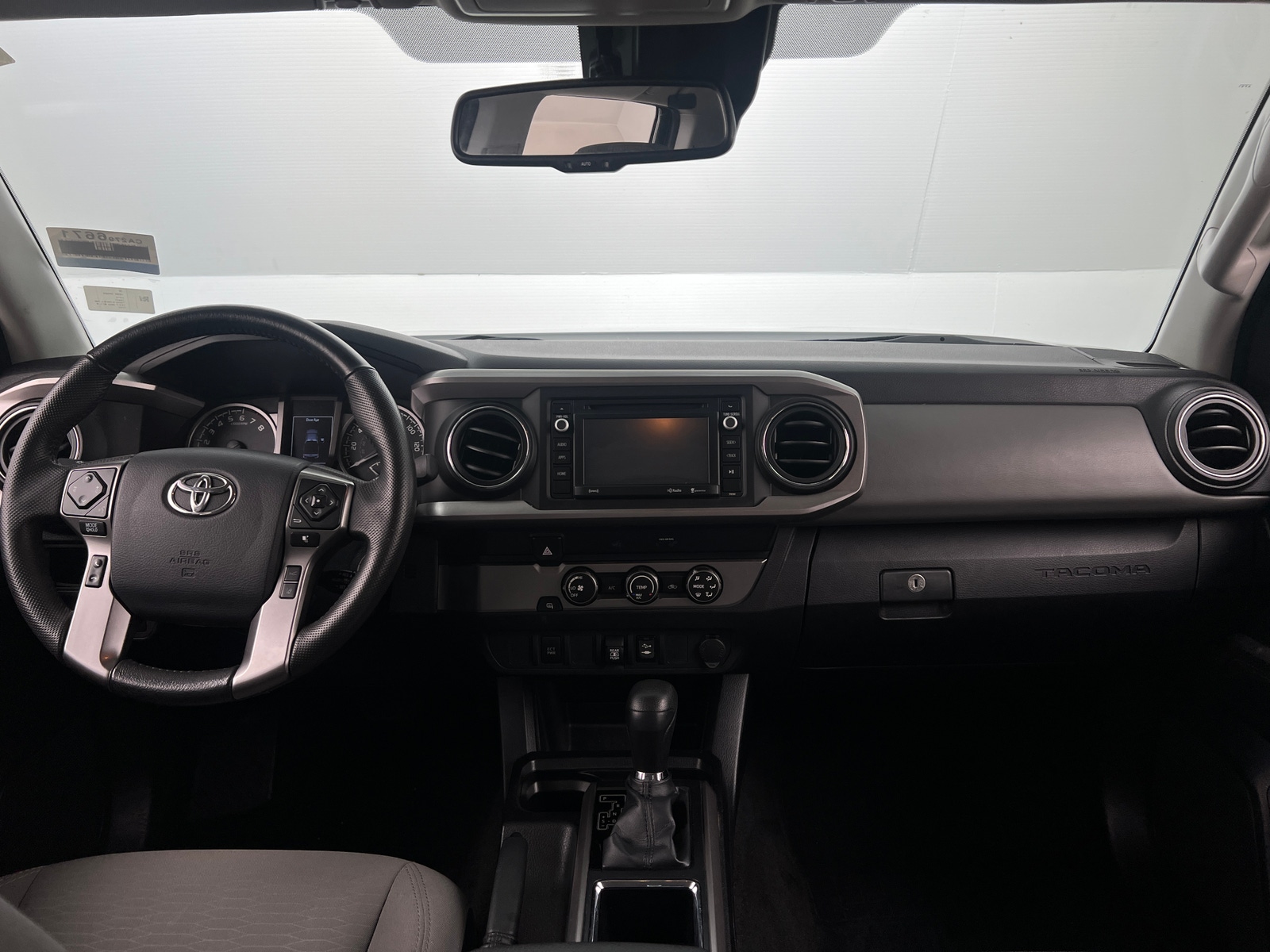 Thumbnail: 2019 Toyota Tacoma - 3