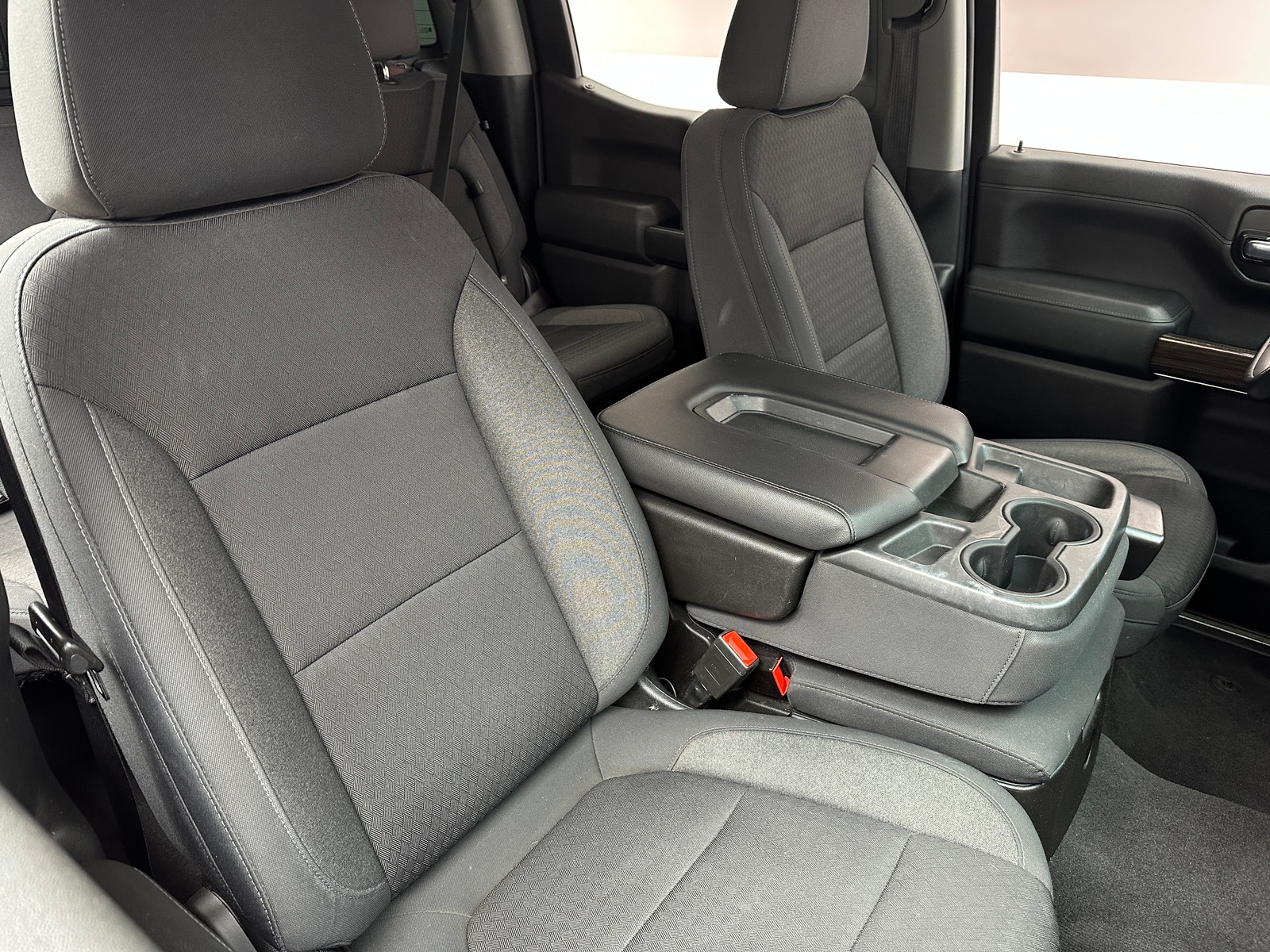 Thumbnail: 2020 Chevrolet Silverado 1500 - 2