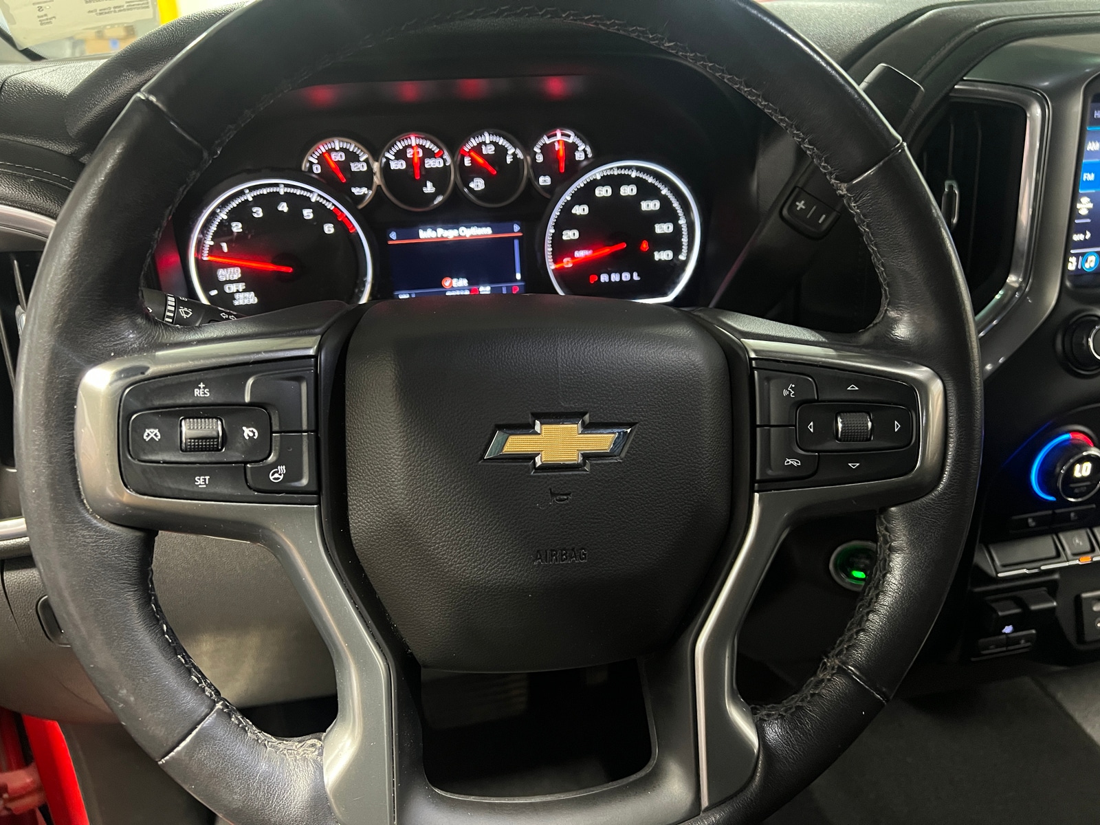 Thumbnail: 2020 Chevrolet Silverado 1500 - 5