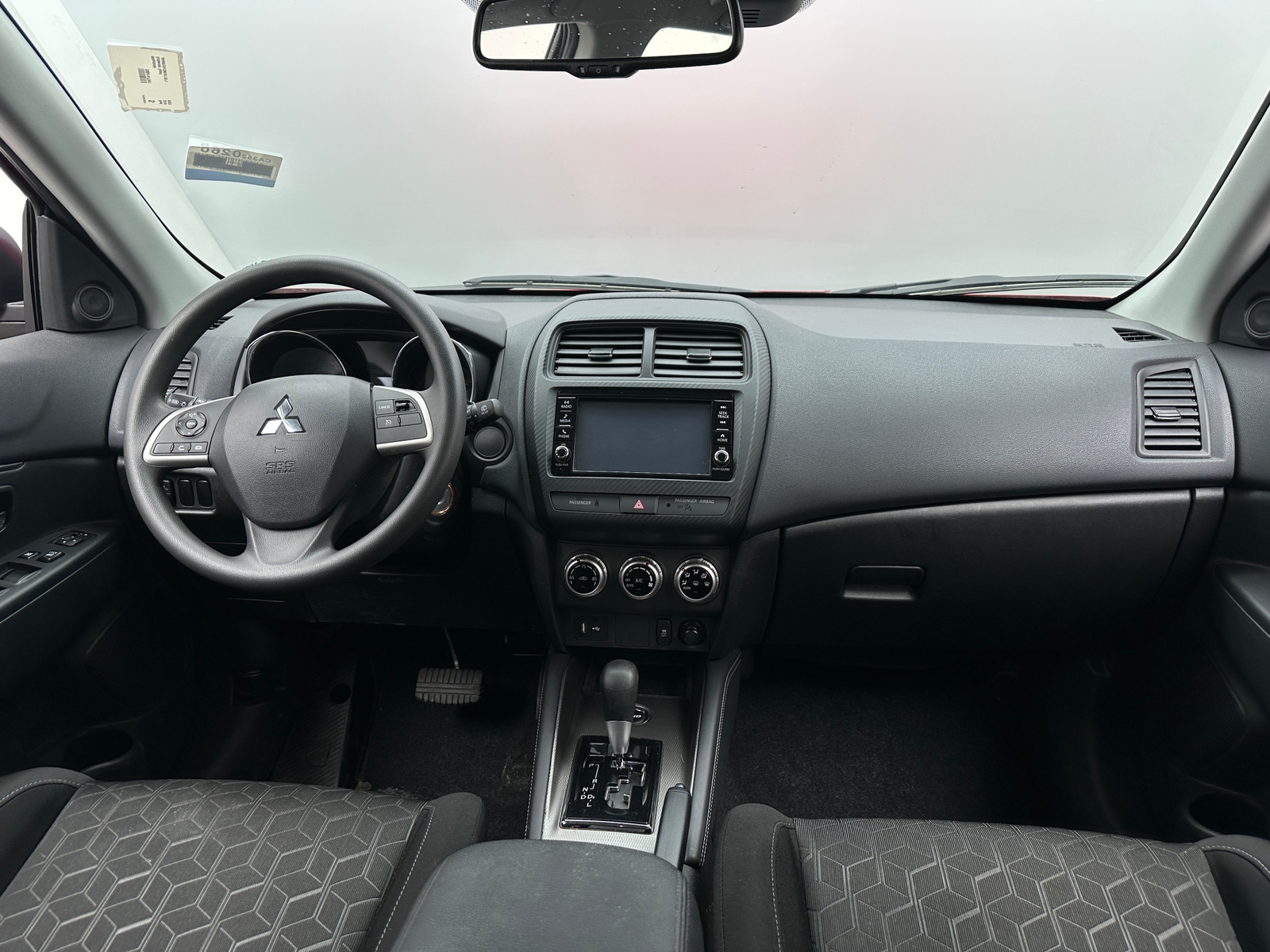 Thumbnail: 2022 Mitsubishi Outlander Sport - 3