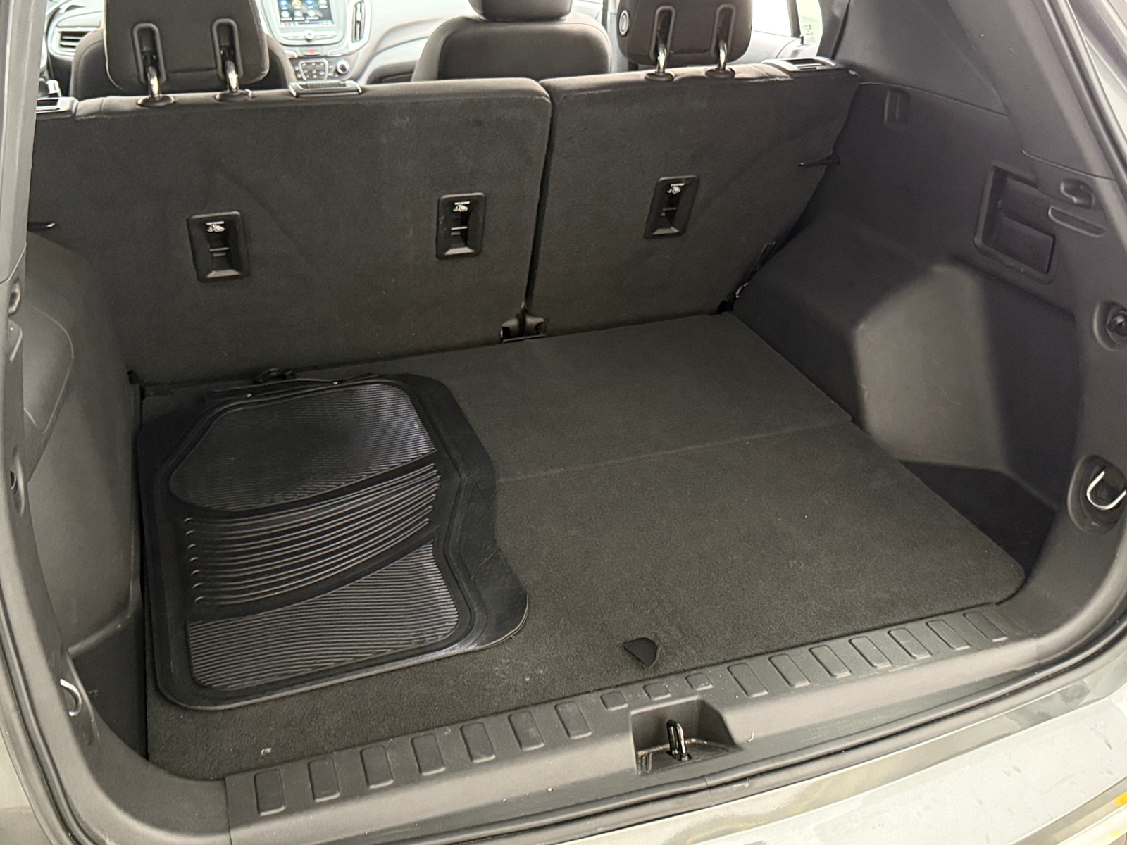 Thumbnail: 2019 Chevrolet Equinox - 7