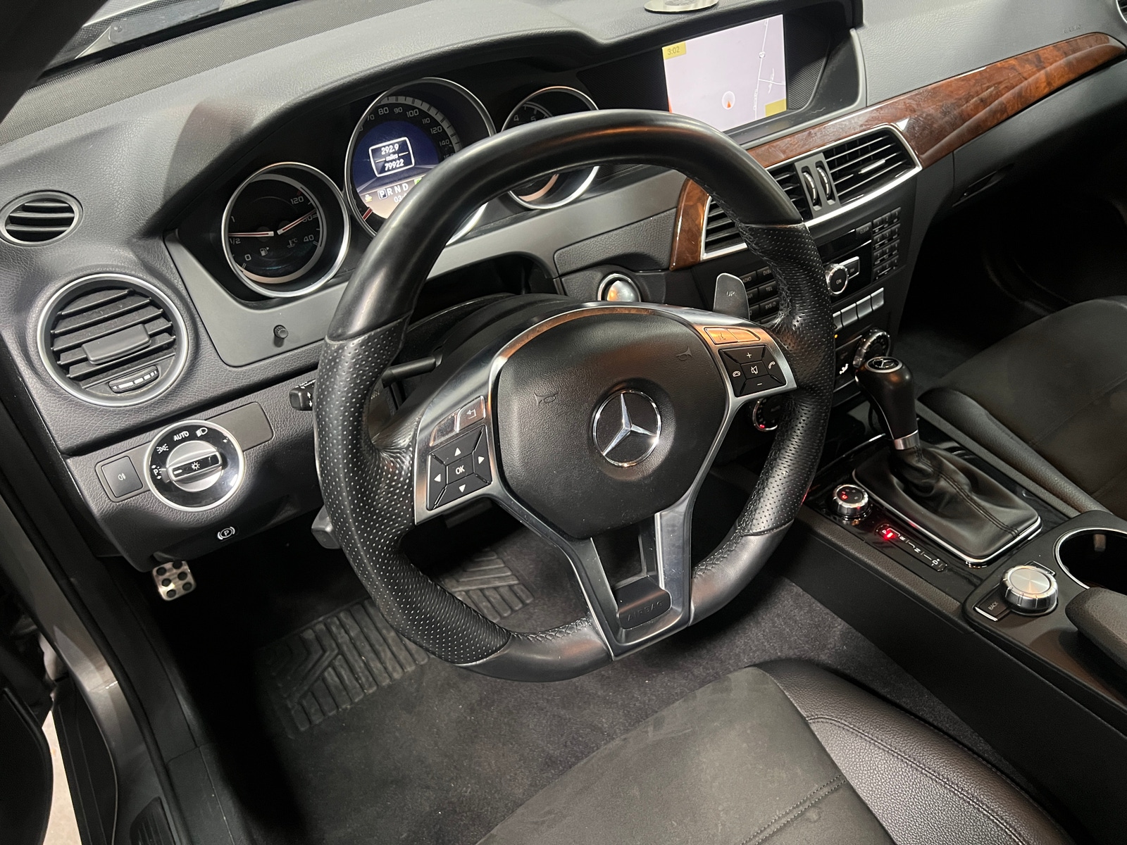 Thumbnail: 2012 Mercedes-Benz C-Class - 3