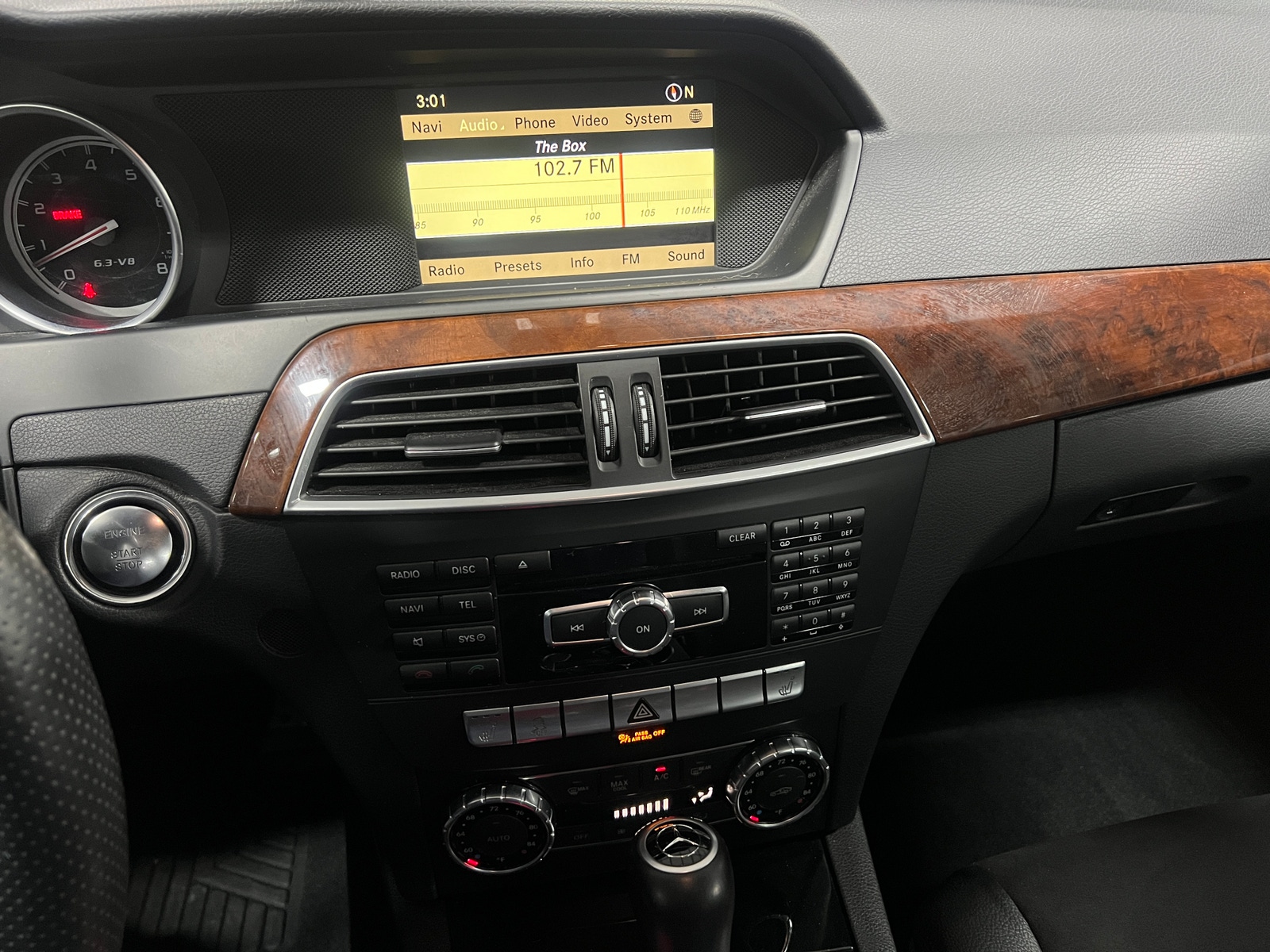 Thumbnail: 2012 Mercedes-Benz C-Class - 2