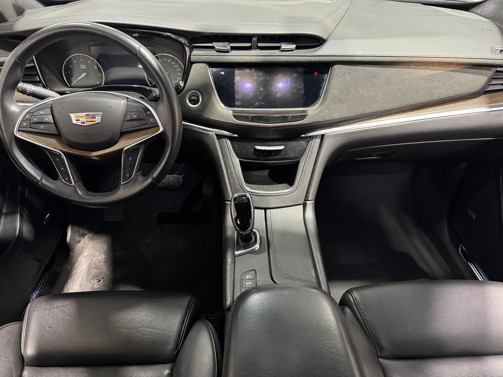 Thumbnail: 2017 Cadillac XT5 - 2