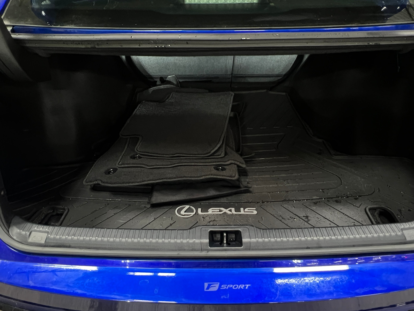 Thumbnail: 2024 Lexus IS - 6