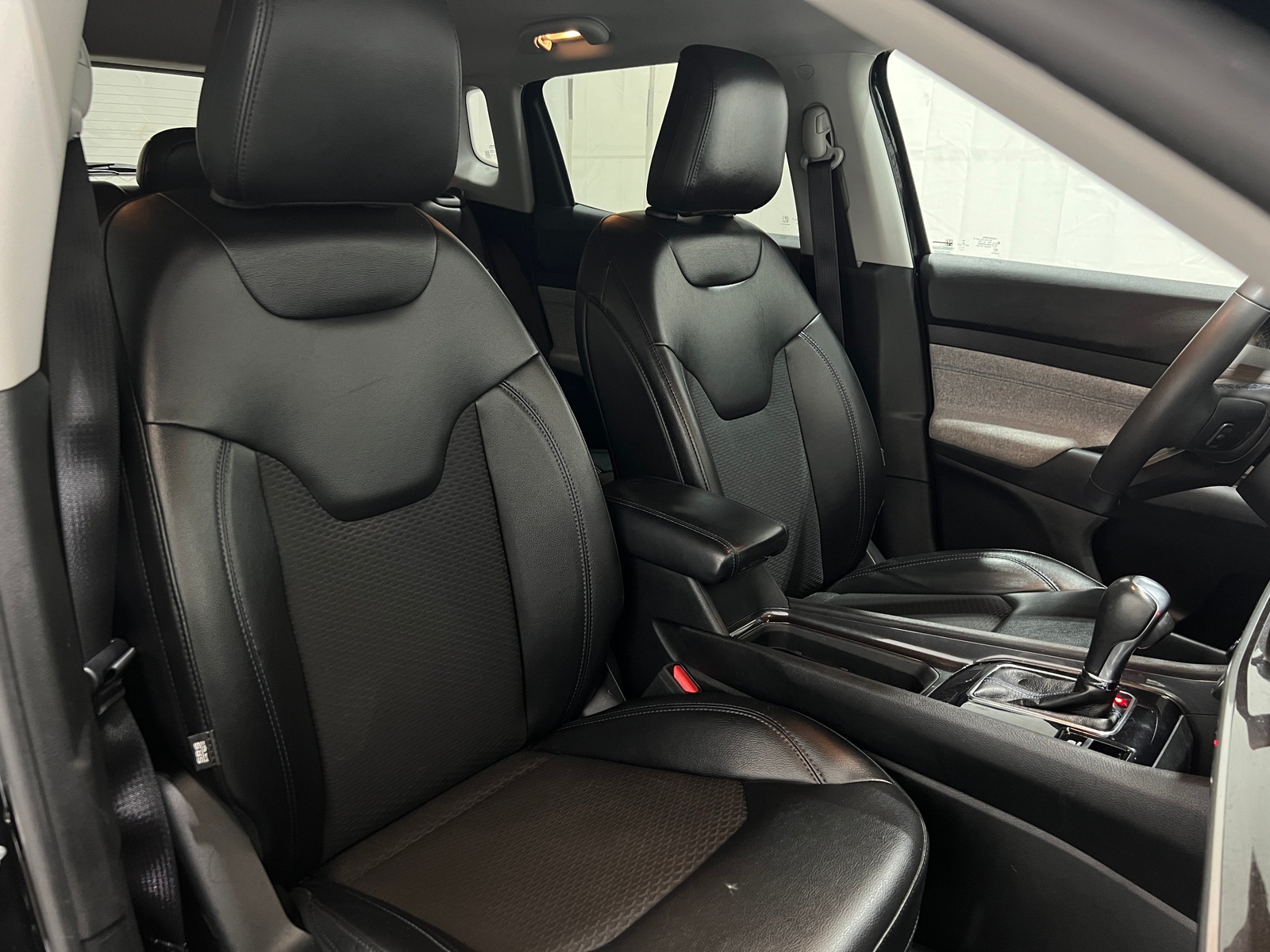 Thumbnail: 2022 Jeep Compass - 2