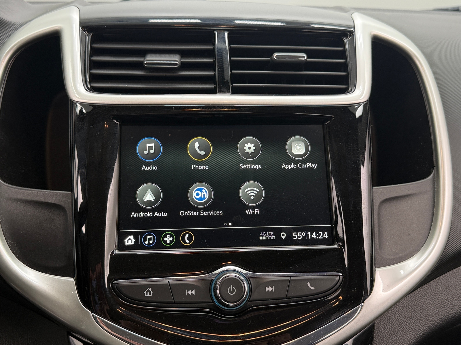 Thumbnail: 2019 Chevrolet Sonic - 4