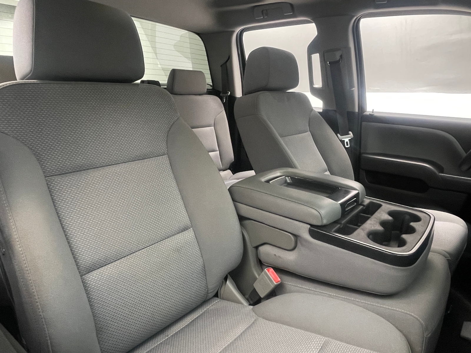 Thumbnail: 2018 Chevrolet Silverado 1500 - 2