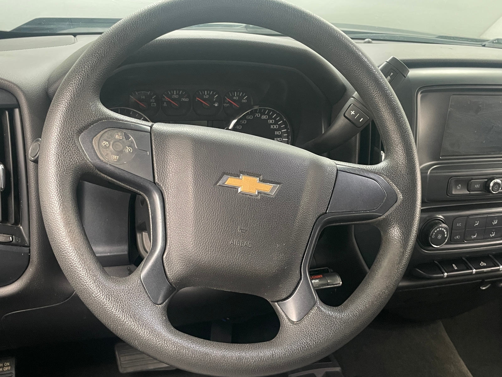 Thumbnail: 2018 Chevrolet Silverado 1500 - 5