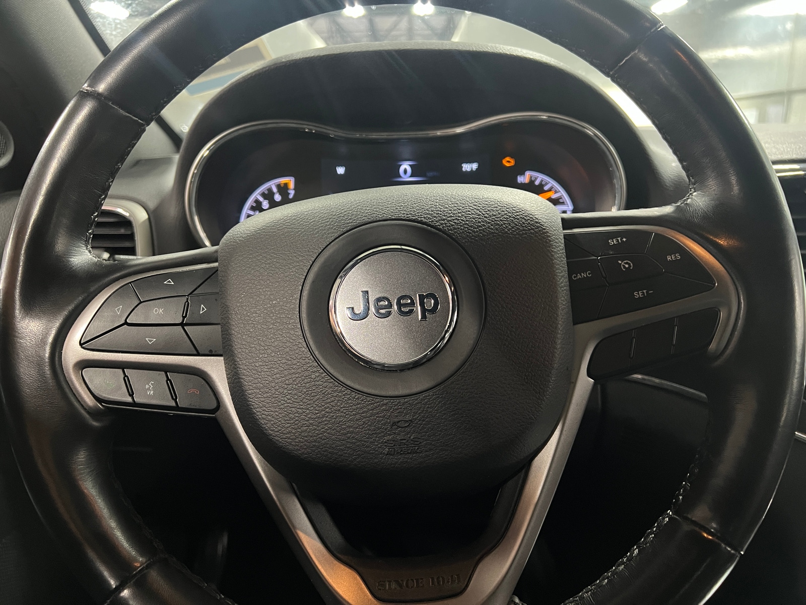 Thumbnail: 2021 Jeep Grand Cherokee - 4