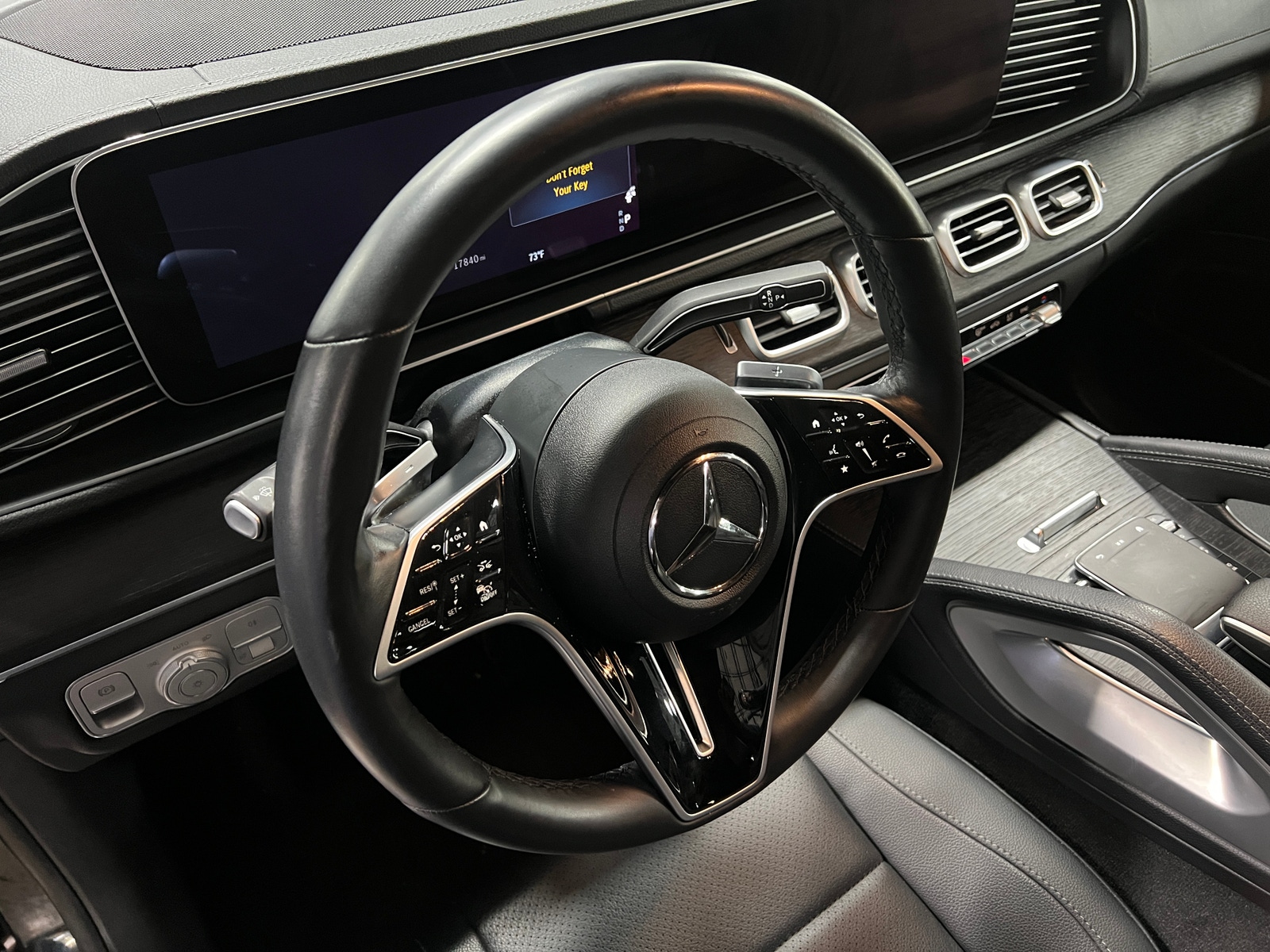 Thumbnail: 2024 Mercedes-Benz GLS - 4