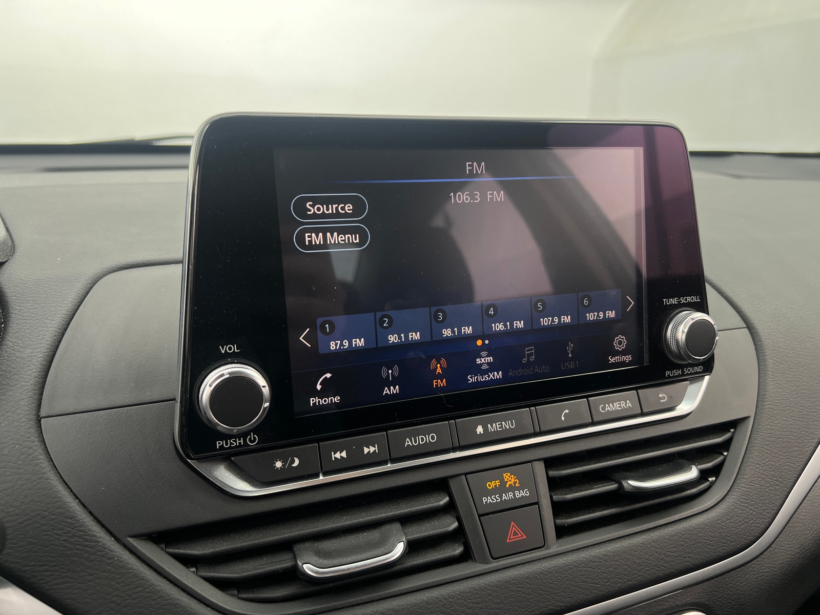Thumbnail: 2019 Nissan Altima - 4