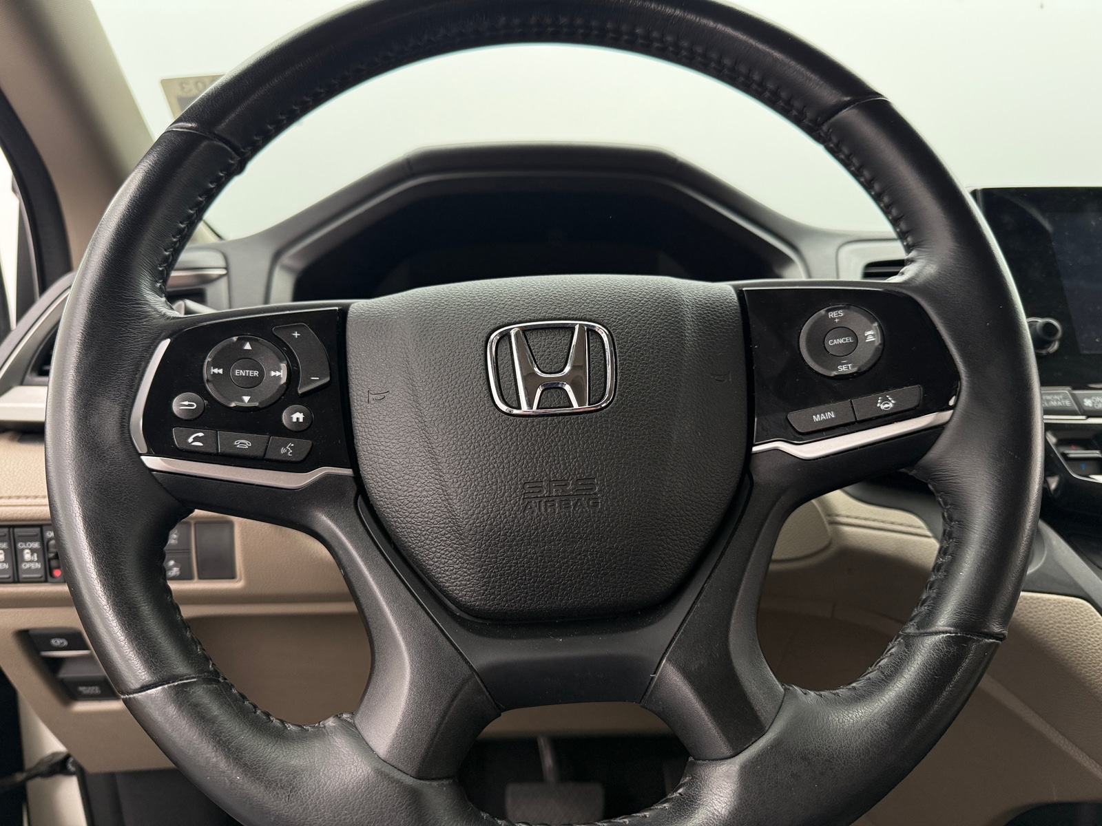 Thumbnail: 2018 Honda Odyssey - 4