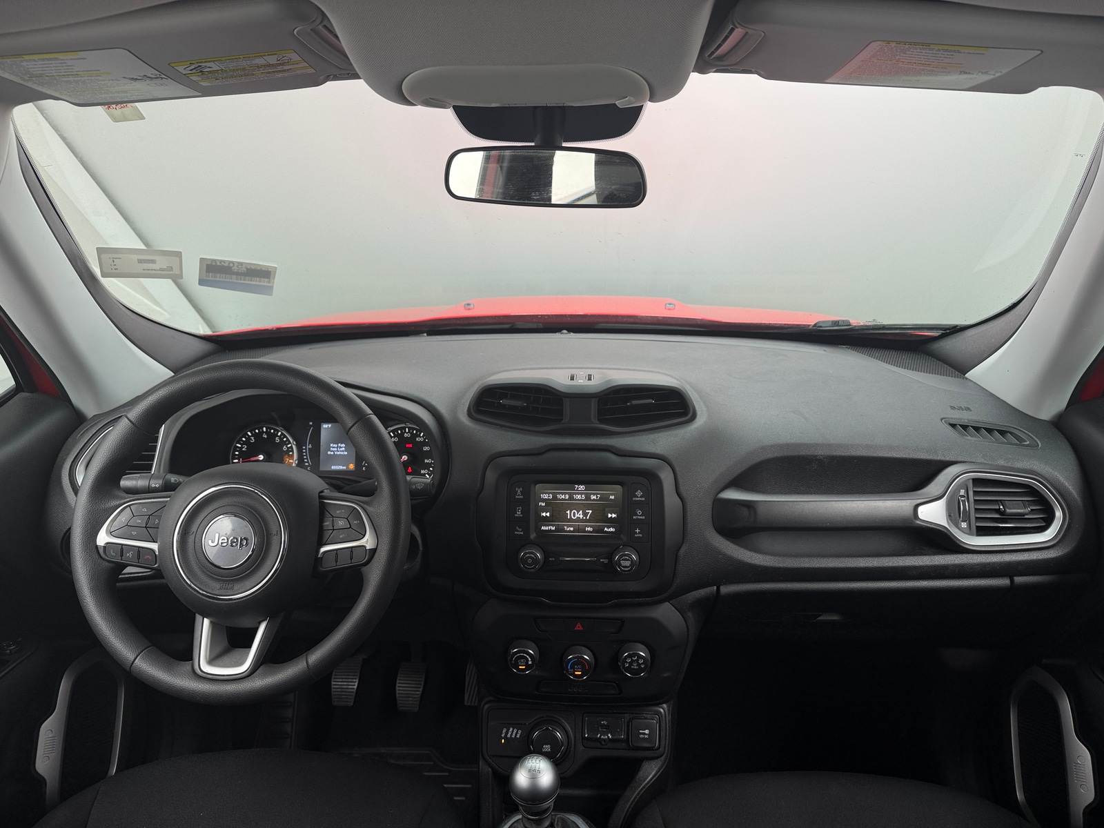 Thumbnail: 2018 Jeep Renegade - 3