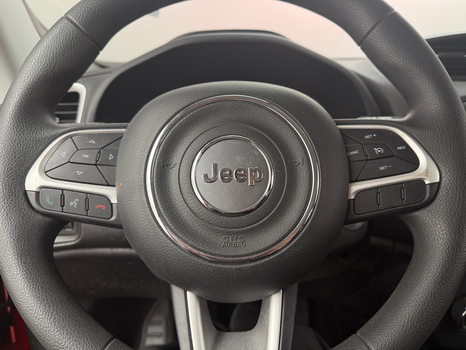 Thumbnail: 2018 Jeep Renegade - 5