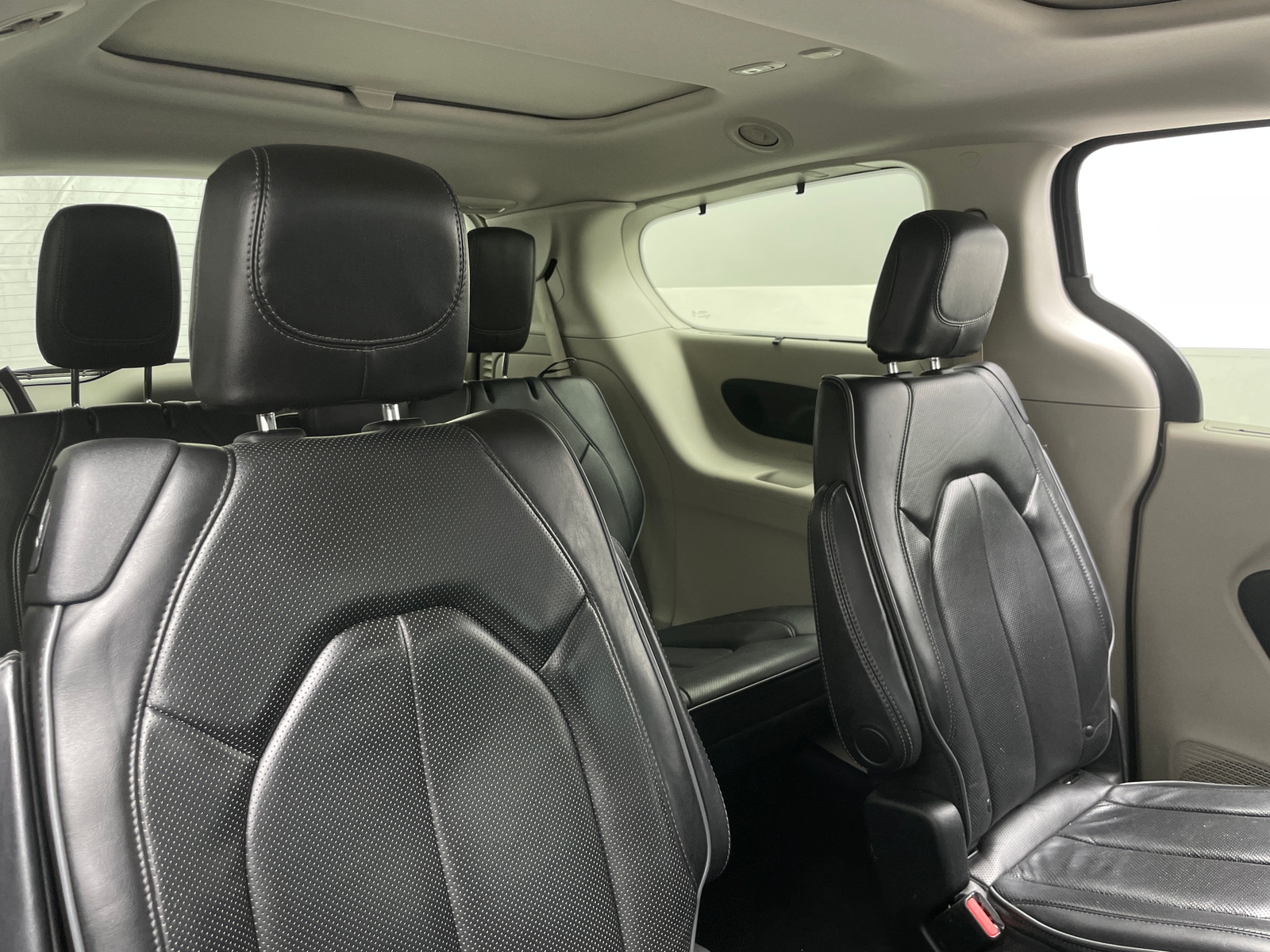 Thumbnail: 2020 Chrysler Pacifica - 5