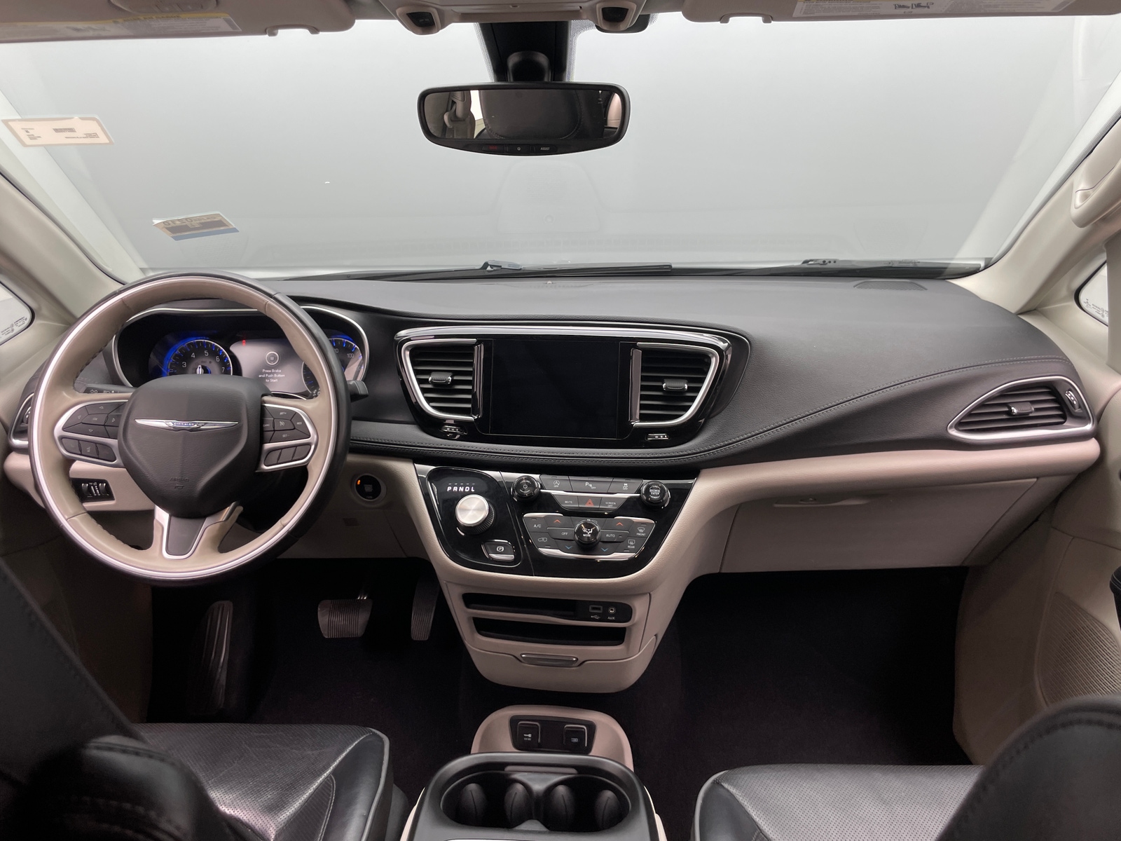 Thumbnail: 2020 Chrysler Pacifica - 2