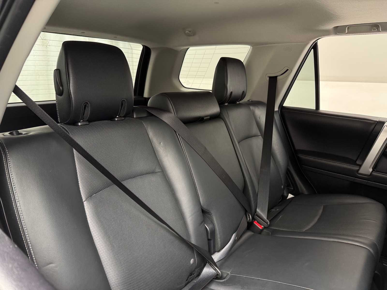 Thumbnail: 2016 Toyota 4Runner - 5