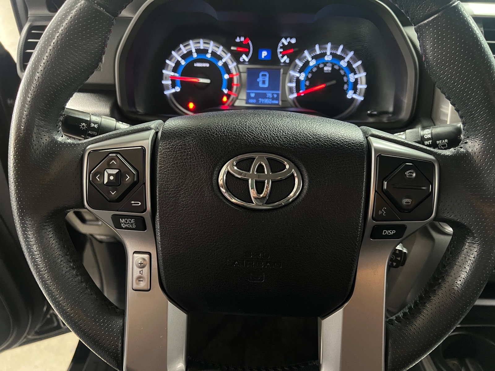 Thumbnail: 2016 Toyota 4Runner - 4