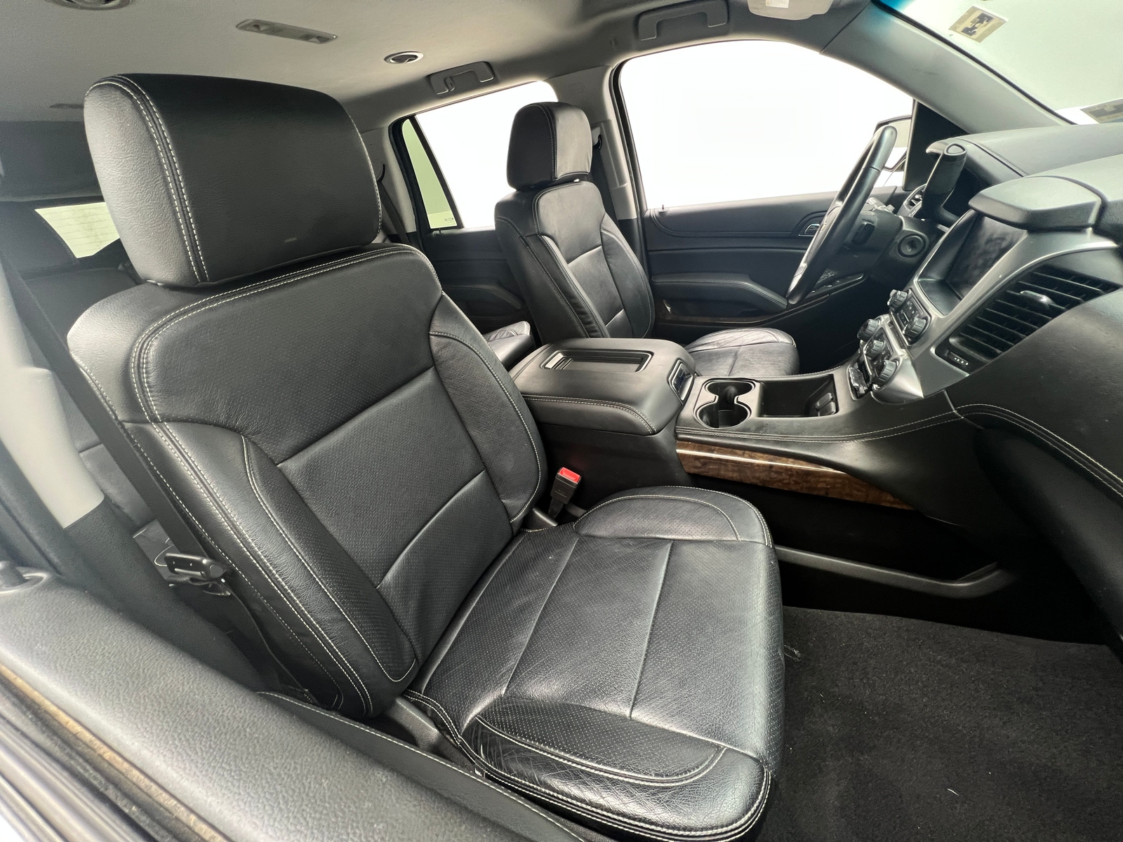 Thumbnail: 2020 Chevrolet Tahoe - 2