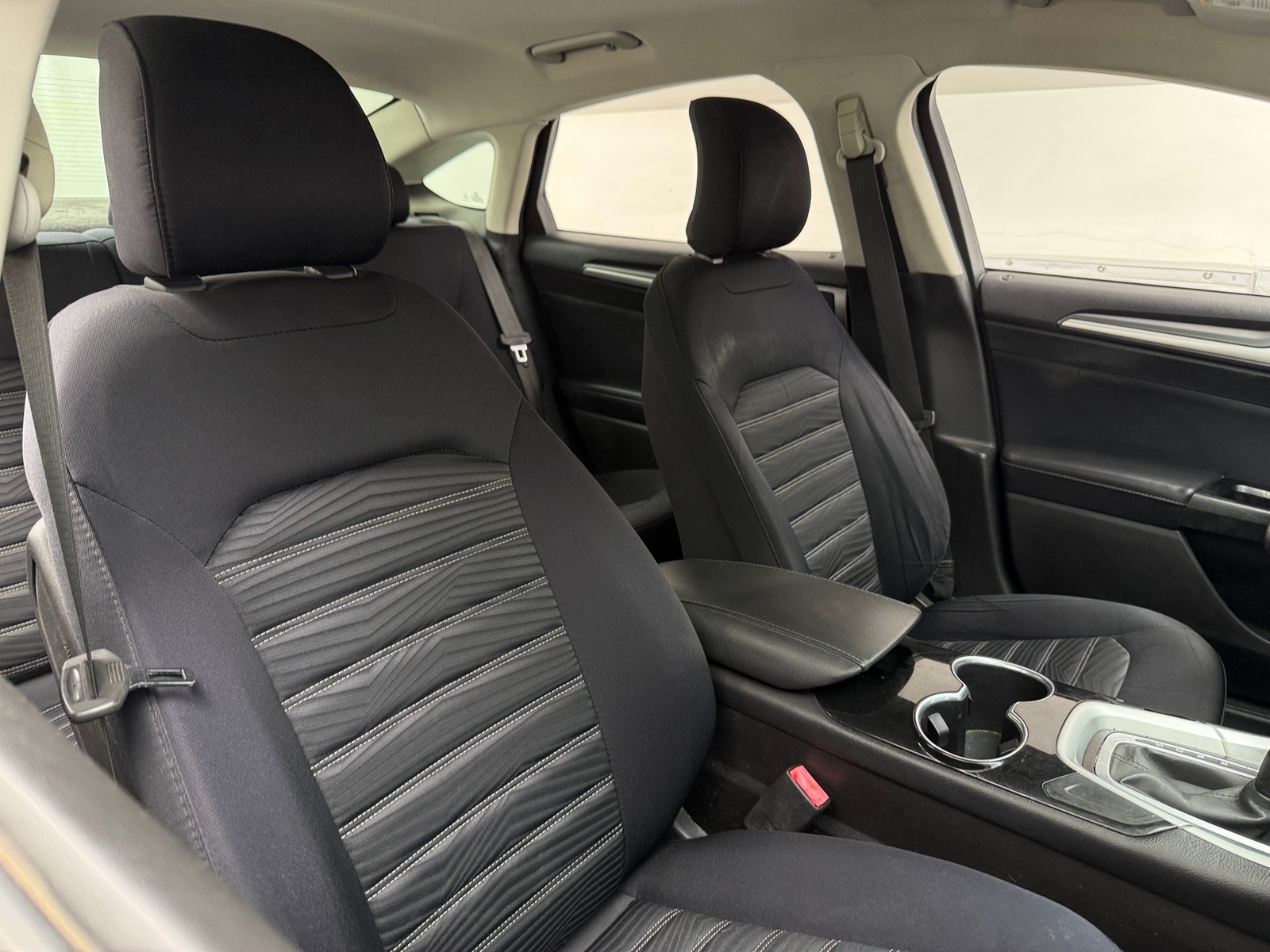 Thumbnail: 2016 Ford Fusion - 2