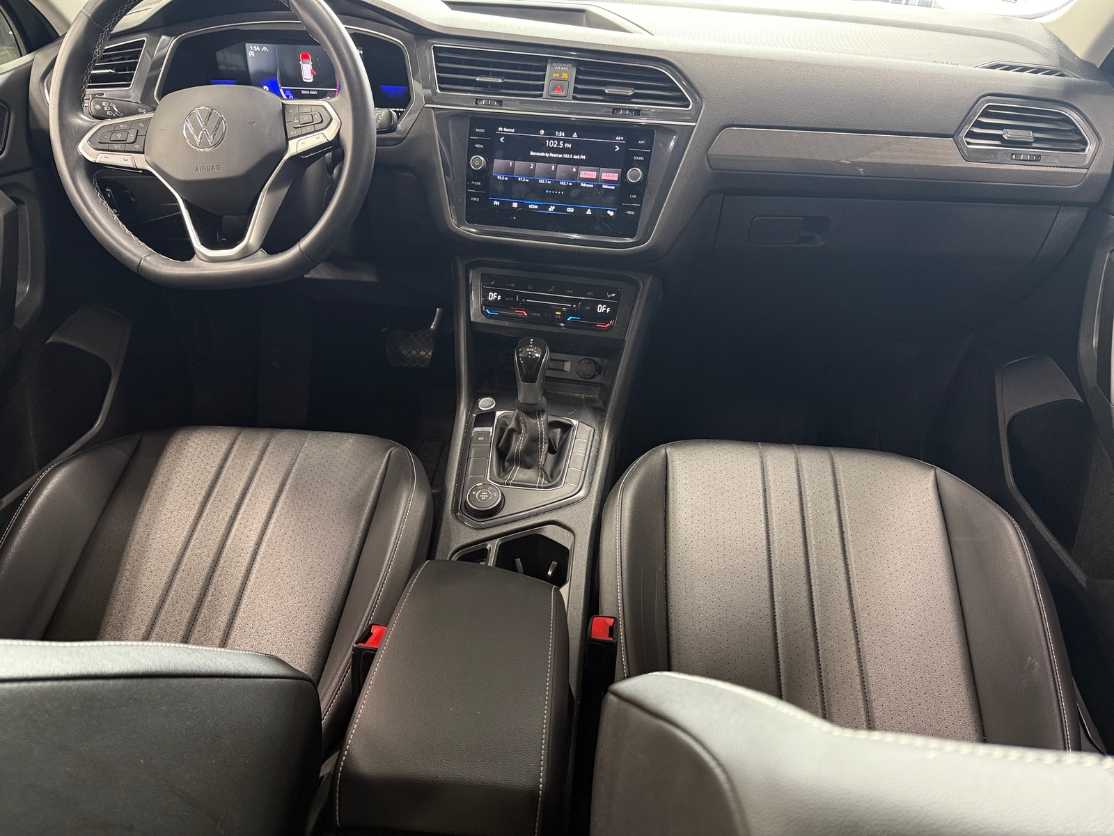 Thumbnail: 2022 Volkswagen Tiguan - 2