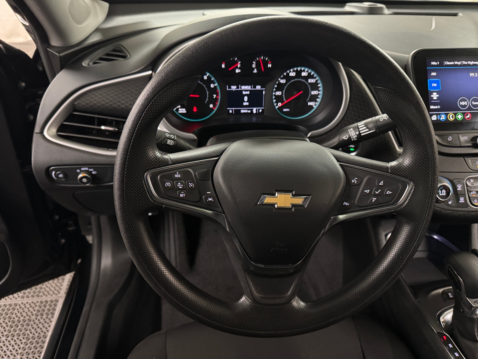 Thumbnail: 2024 Chevrolet Malibu - 5