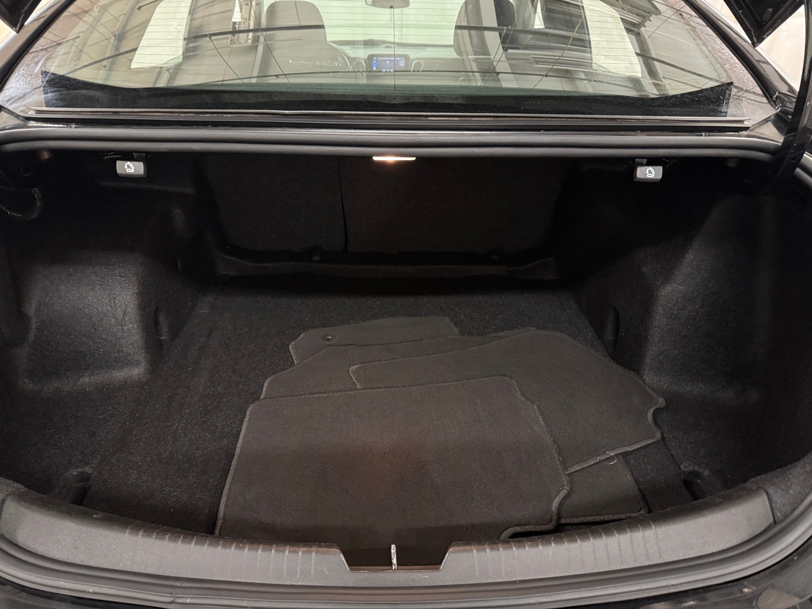 Thumbnail: 2024 Chevrolet Malibu - 7