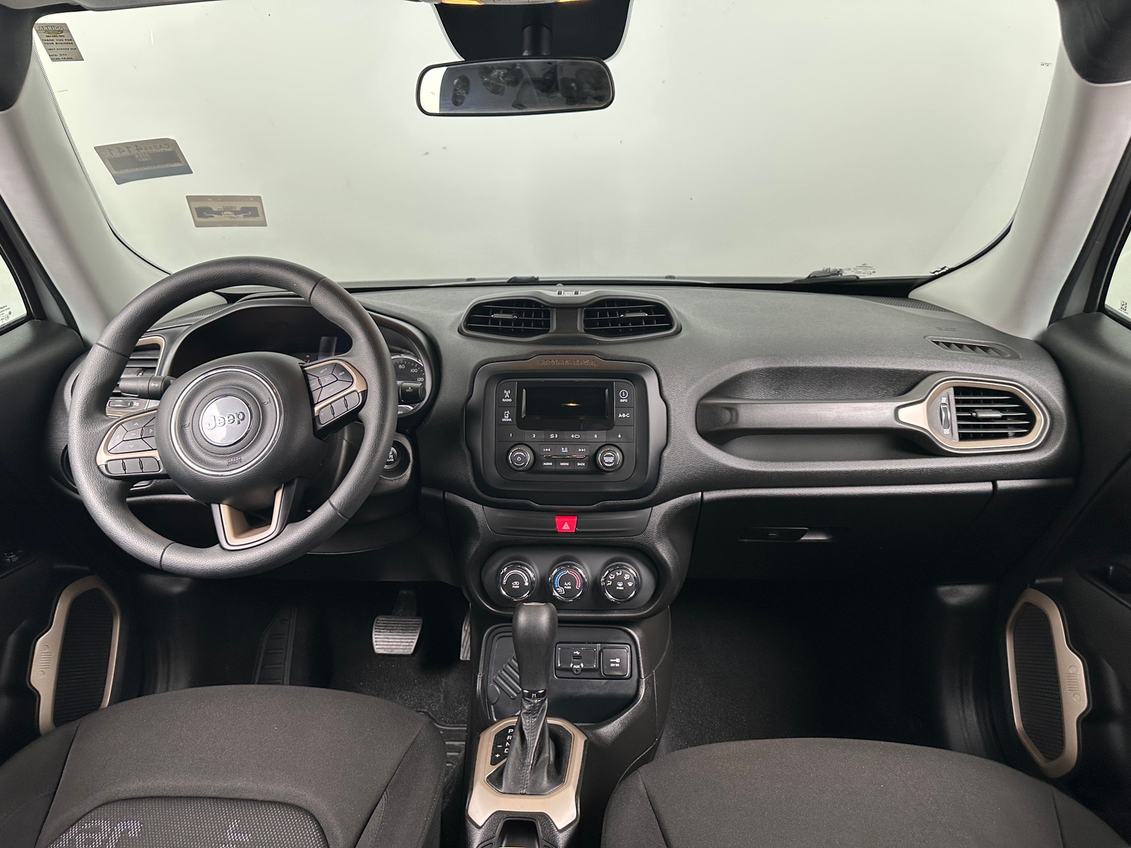 Thumbnail: 2017 Jeep Renegade - 3