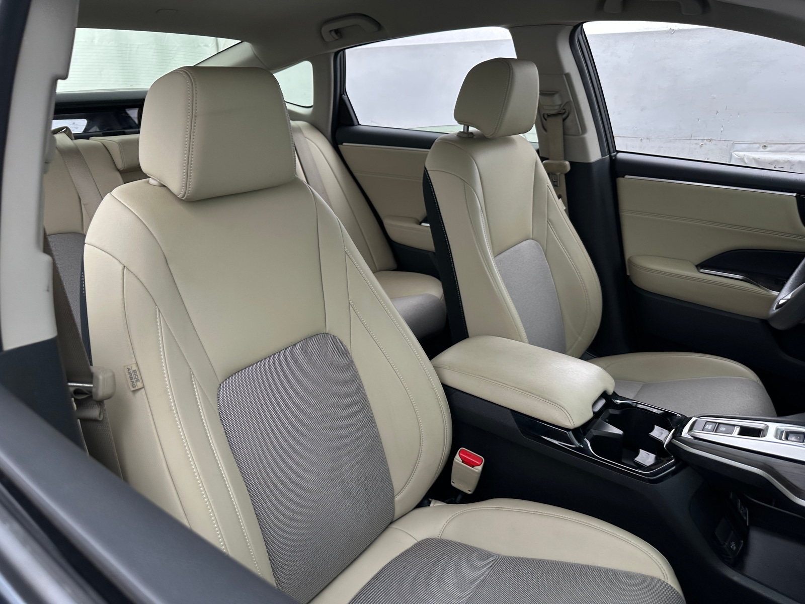 Thumbnail: 2018 Honda Clarity - 2
