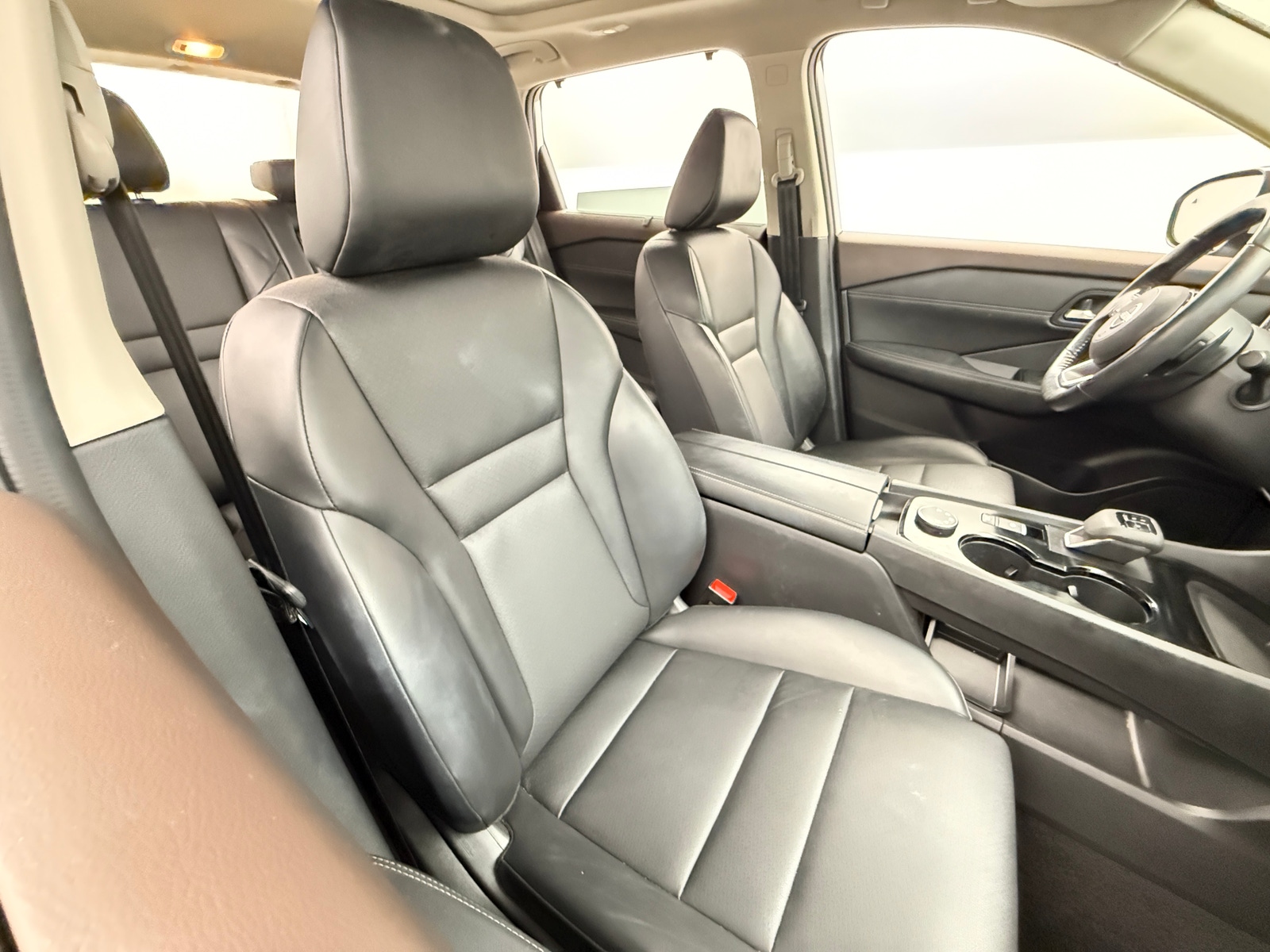 Thumbnail: 2022 Nissan Rogue - 2
