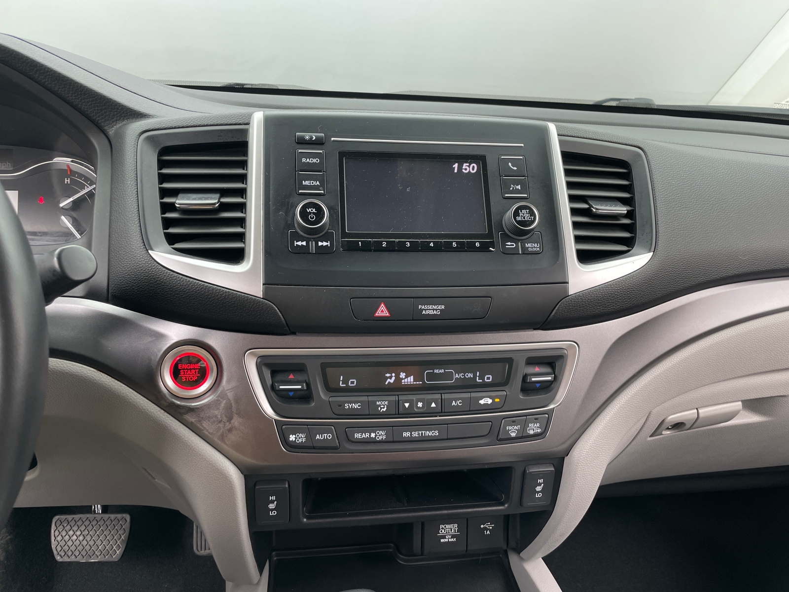 Thumbnail: 2019 Honda Ridgeline - 3