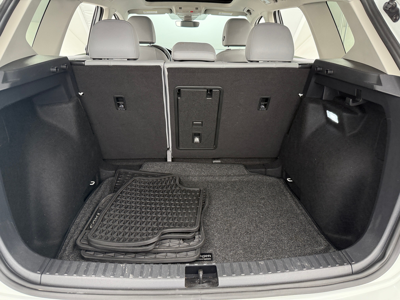 Thumbnail: 2024 Volkswagen Taos - 6