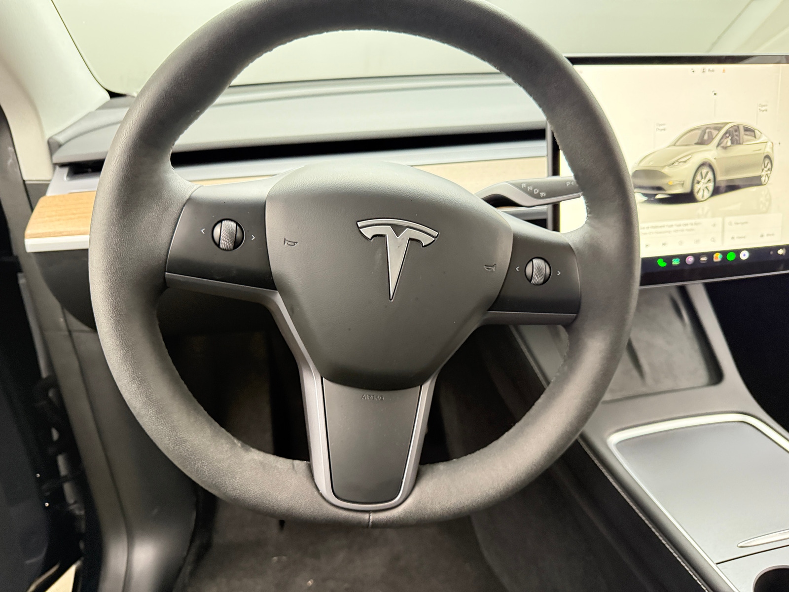 Thumbnail: 2023 Tesla Model Y - 4