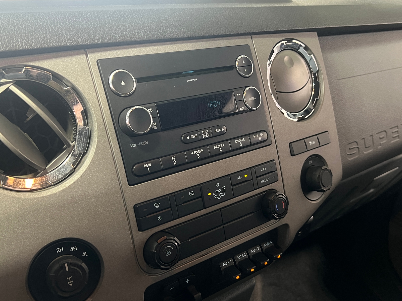 Thumbnail: 2016 Ford Econoline - 4